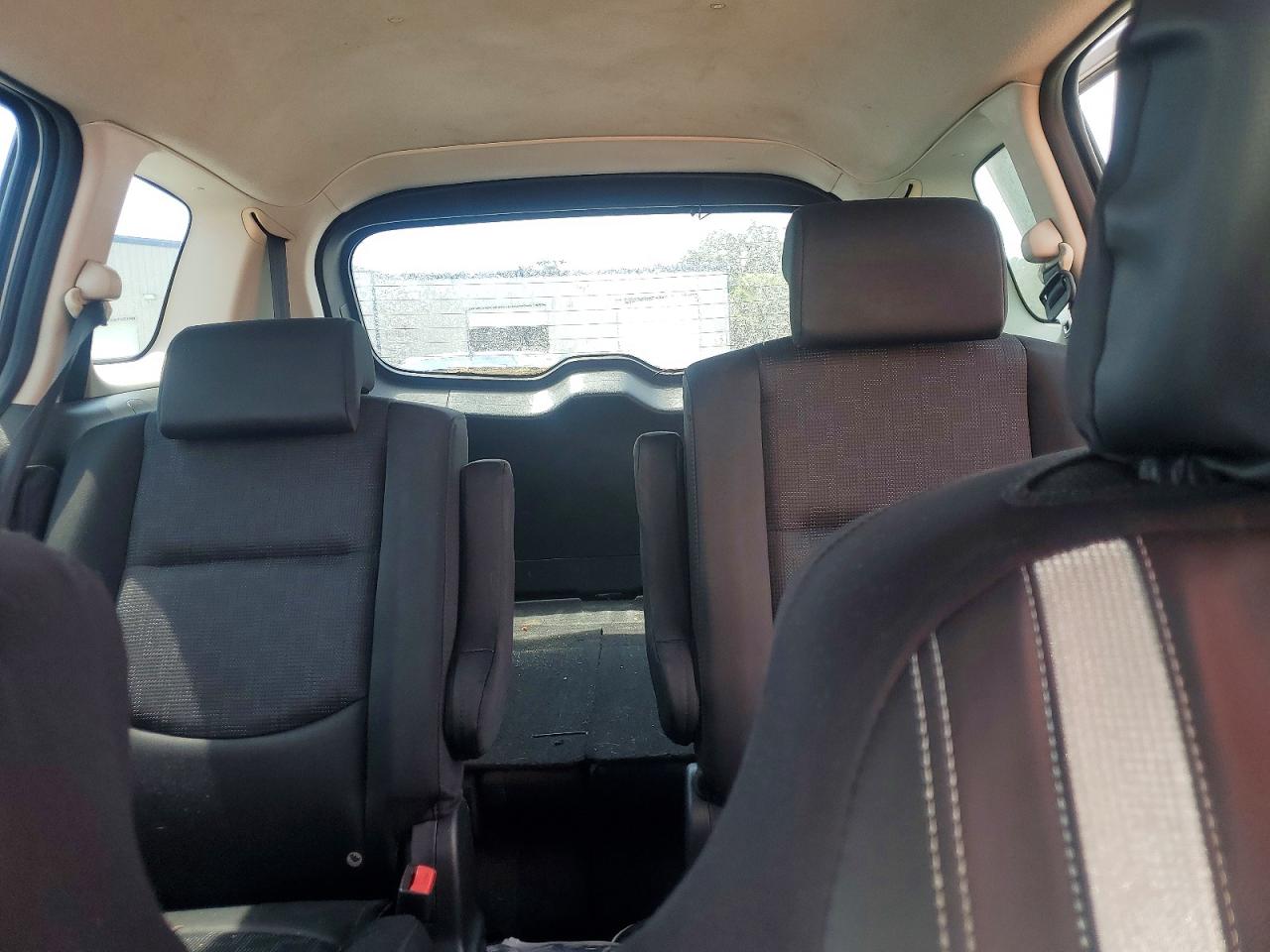 2008 Mazda 5 Silver vin: JM1CR293580302116