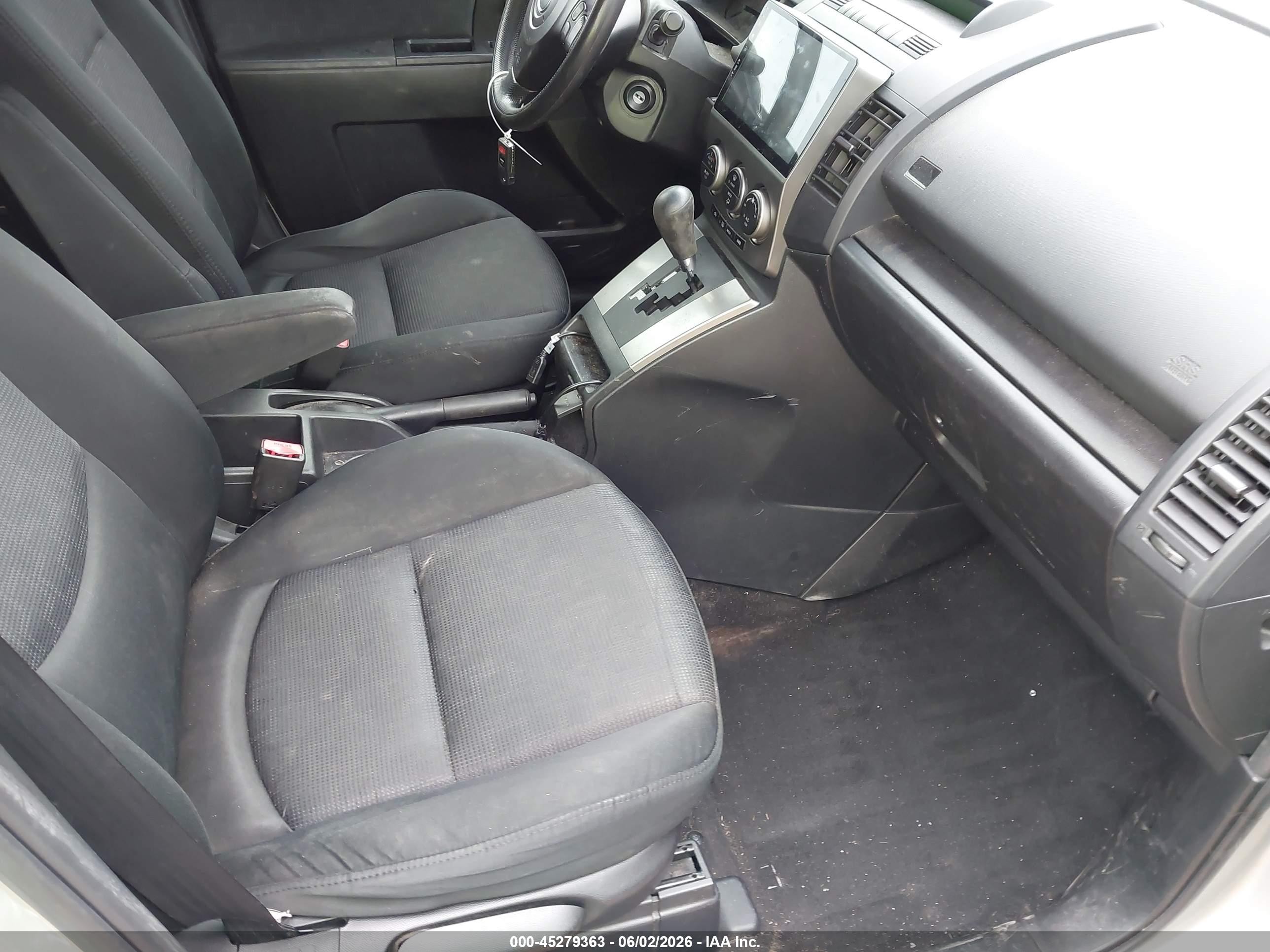 2008 Mazda Mazda5 Sport Серебряный vin: JM1CR293880317791