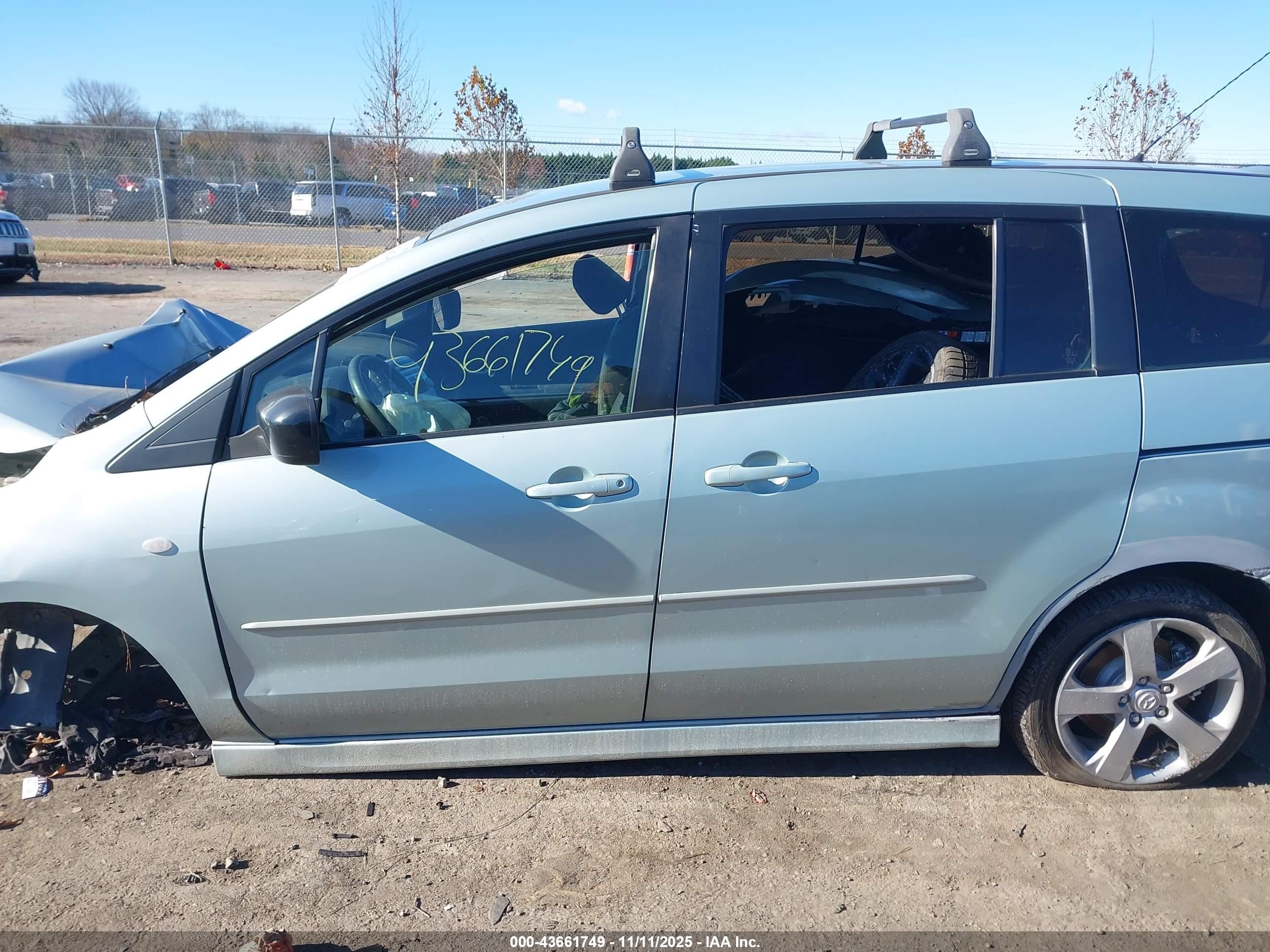 2007 Mazda Mazda5 Sport Blue vin: JM1CR293X70136920