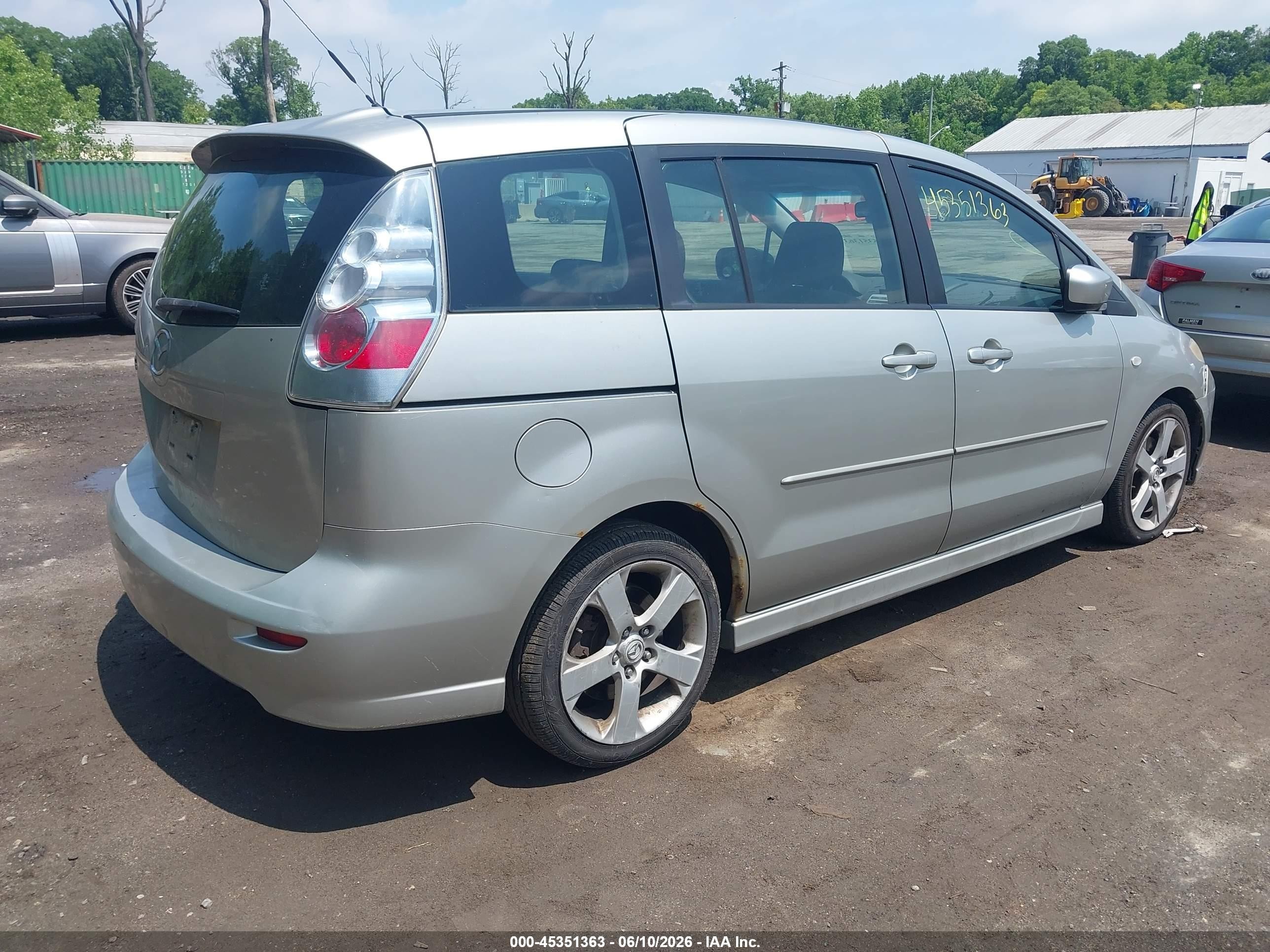 2007 Mazda Mazda5 Touring Silver vin: JM1CR293X70143897