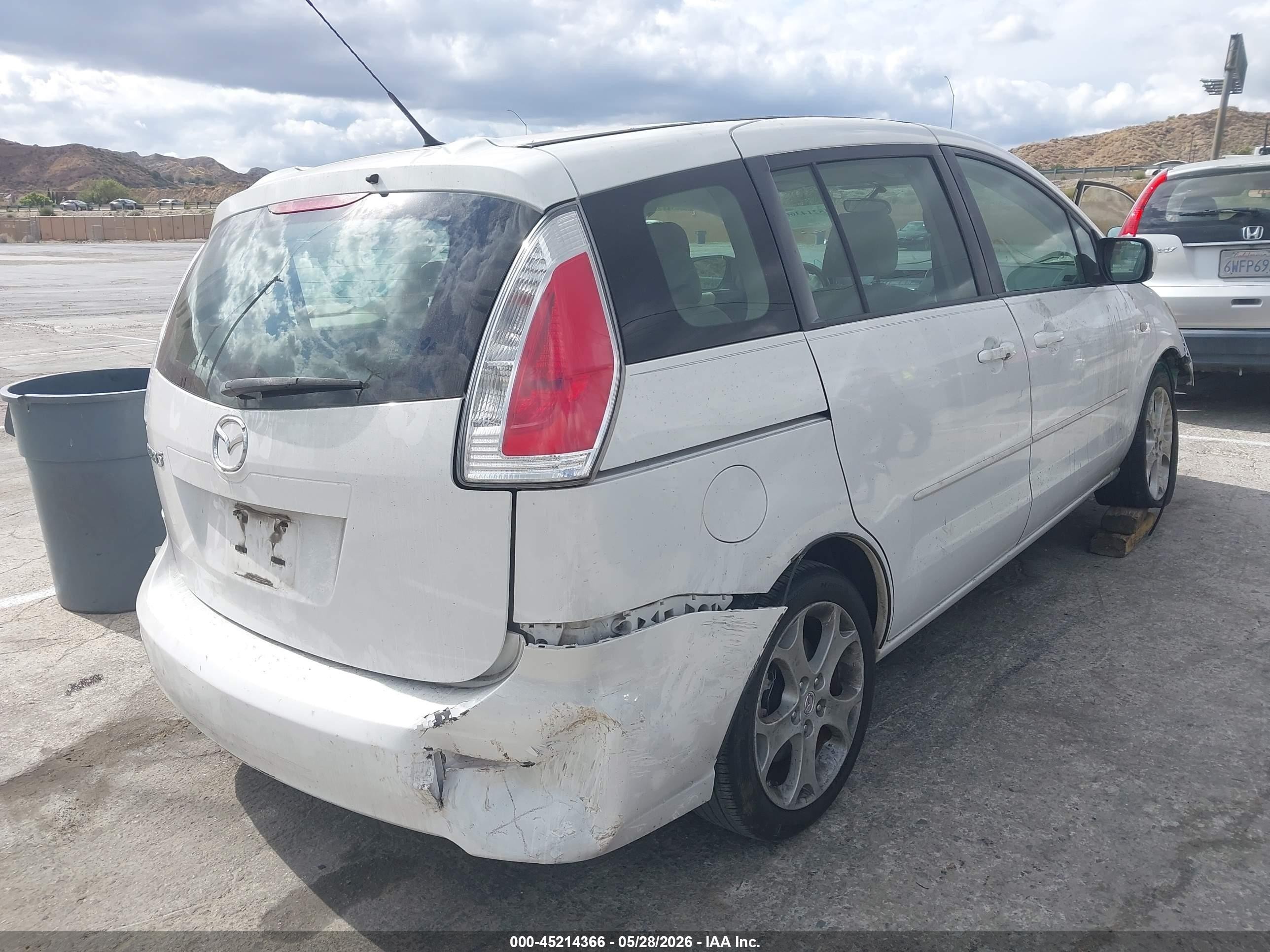 2009 Mazda Mazda5 Sport White vin: JM1CR29L190345658