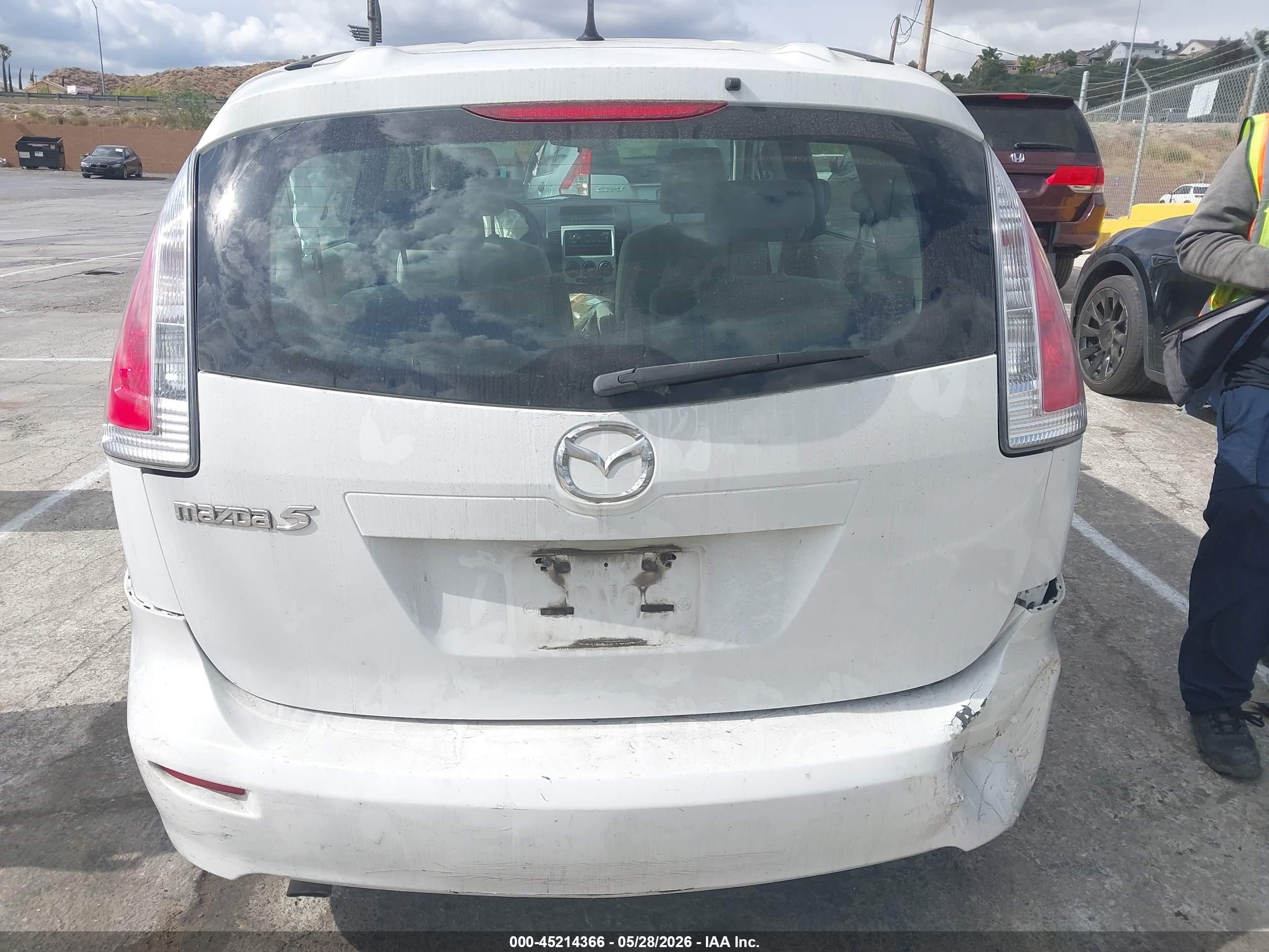 2009 Mazda Mazda5 Sport White vin: JM1CR29L190345658