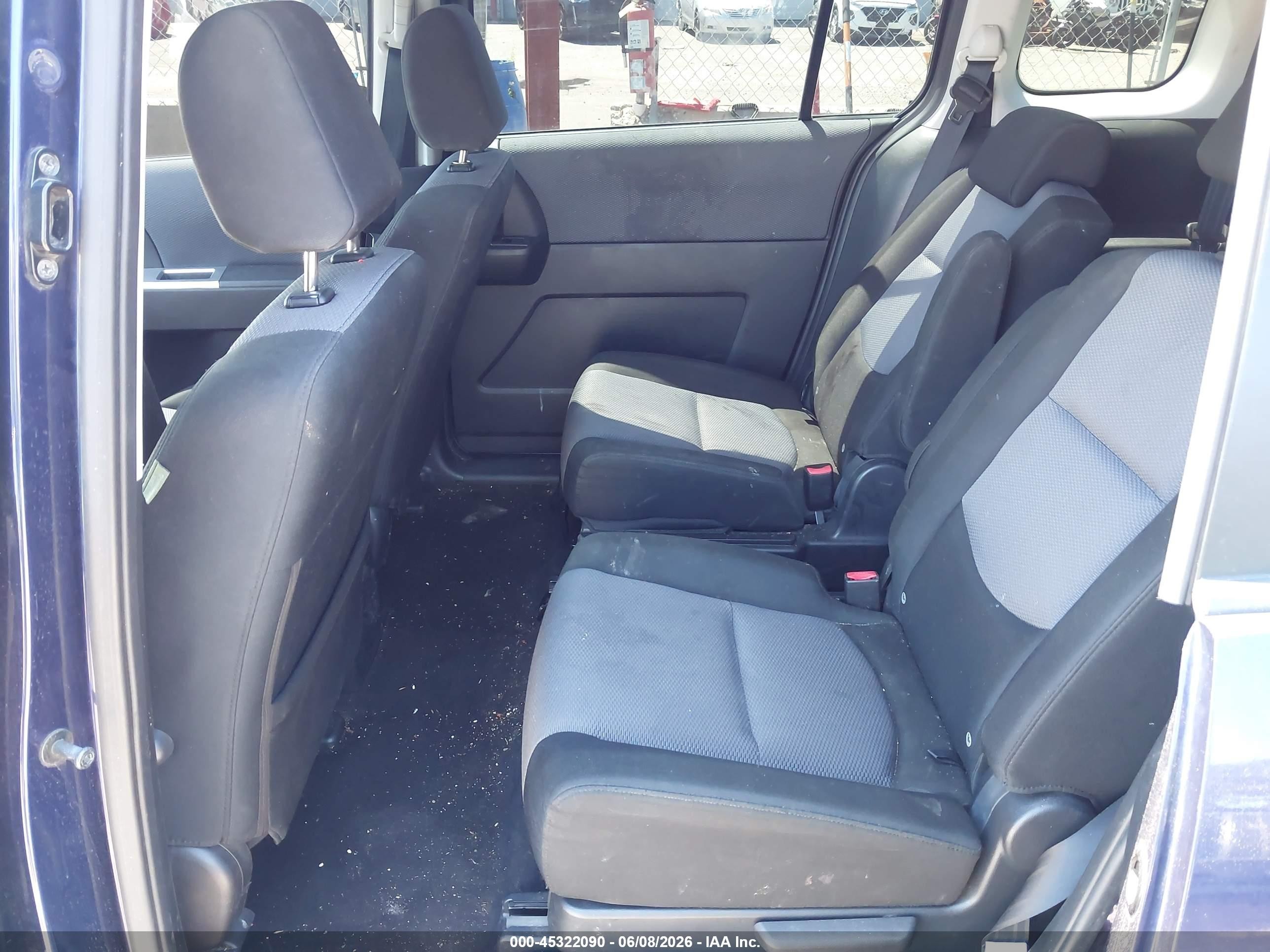 2006 Mazda Mazda5 Touring Blue vin: JM1CR29L560101135