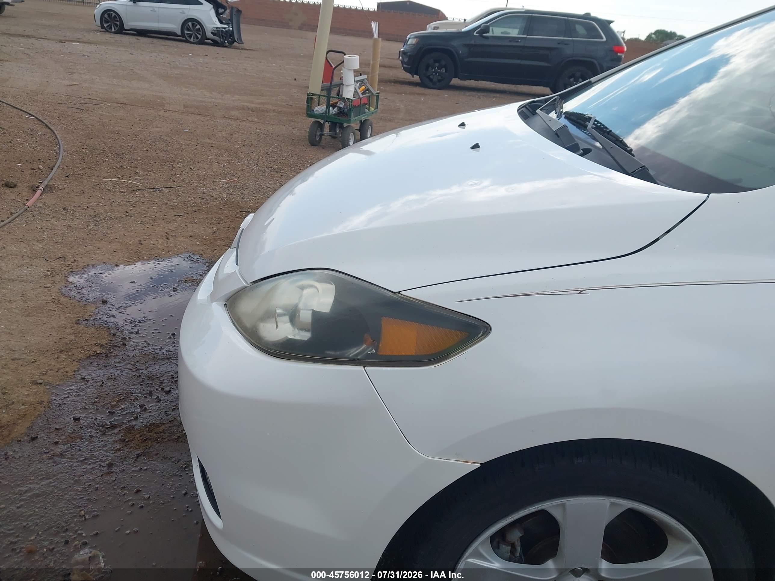 2007 Mazda Mazda5 Grand Touring White vin: JM1CR29L670143461