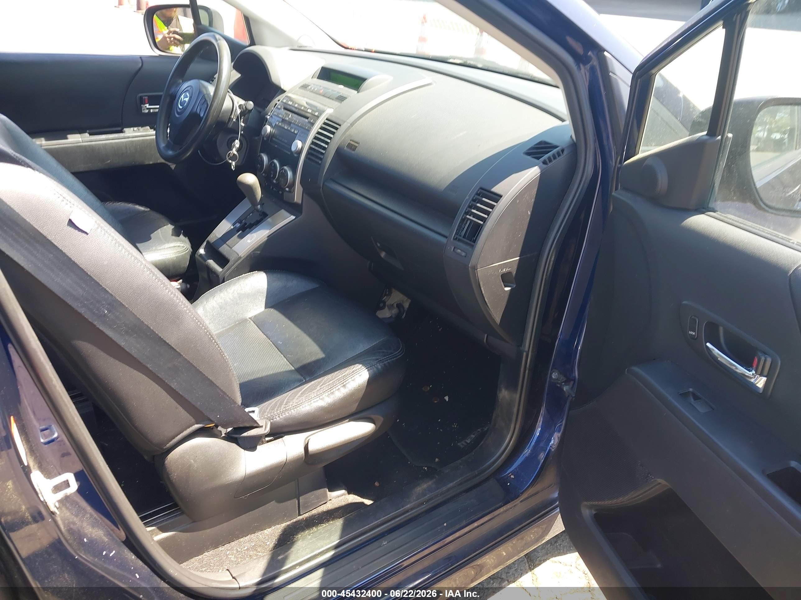 2008 Mazda Mazda5 Sport Blue vin: JM1CR29L980304936