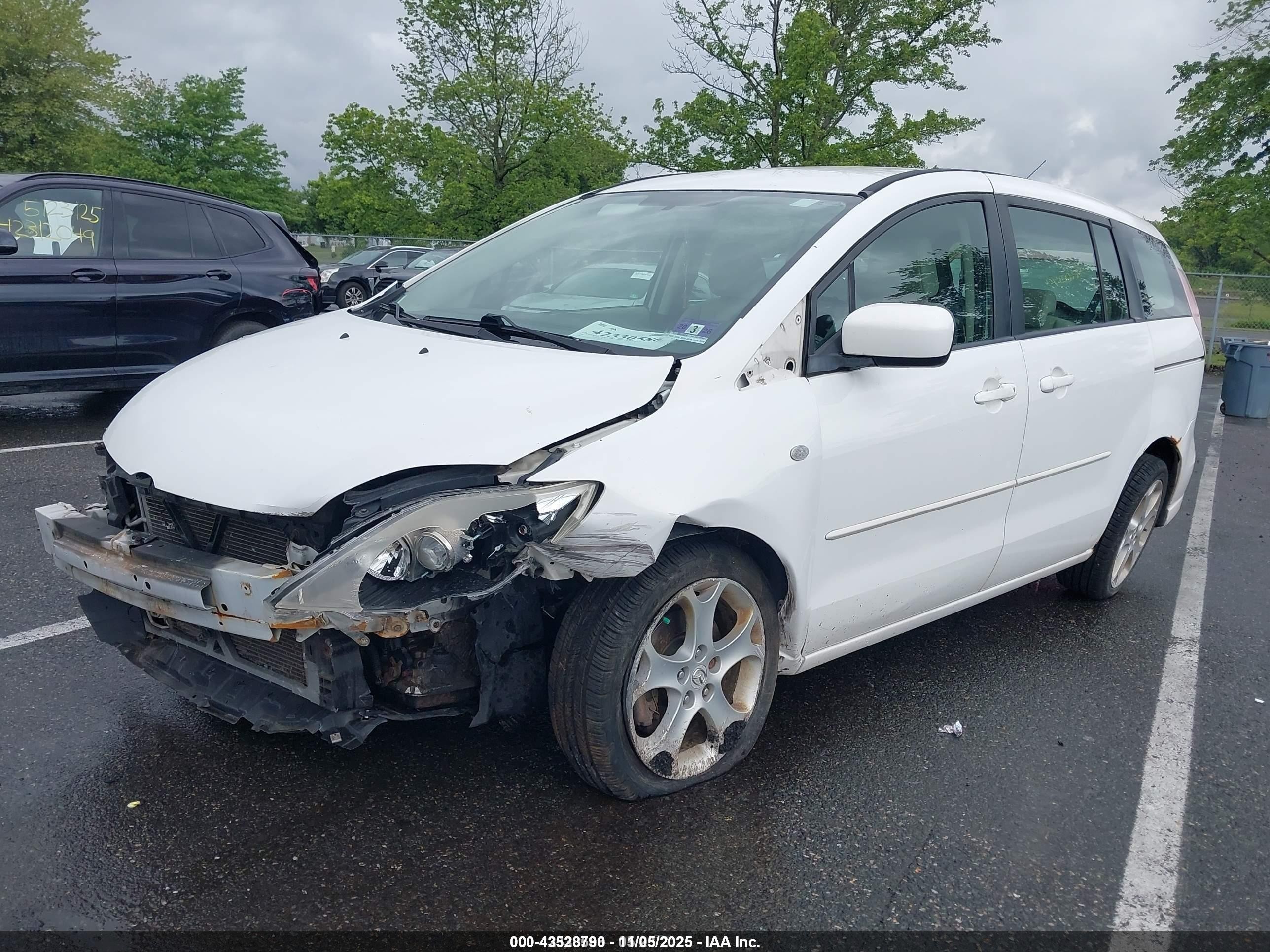 2009 Mazda Mazda5 Sport White vin: JM1CR29L990337369