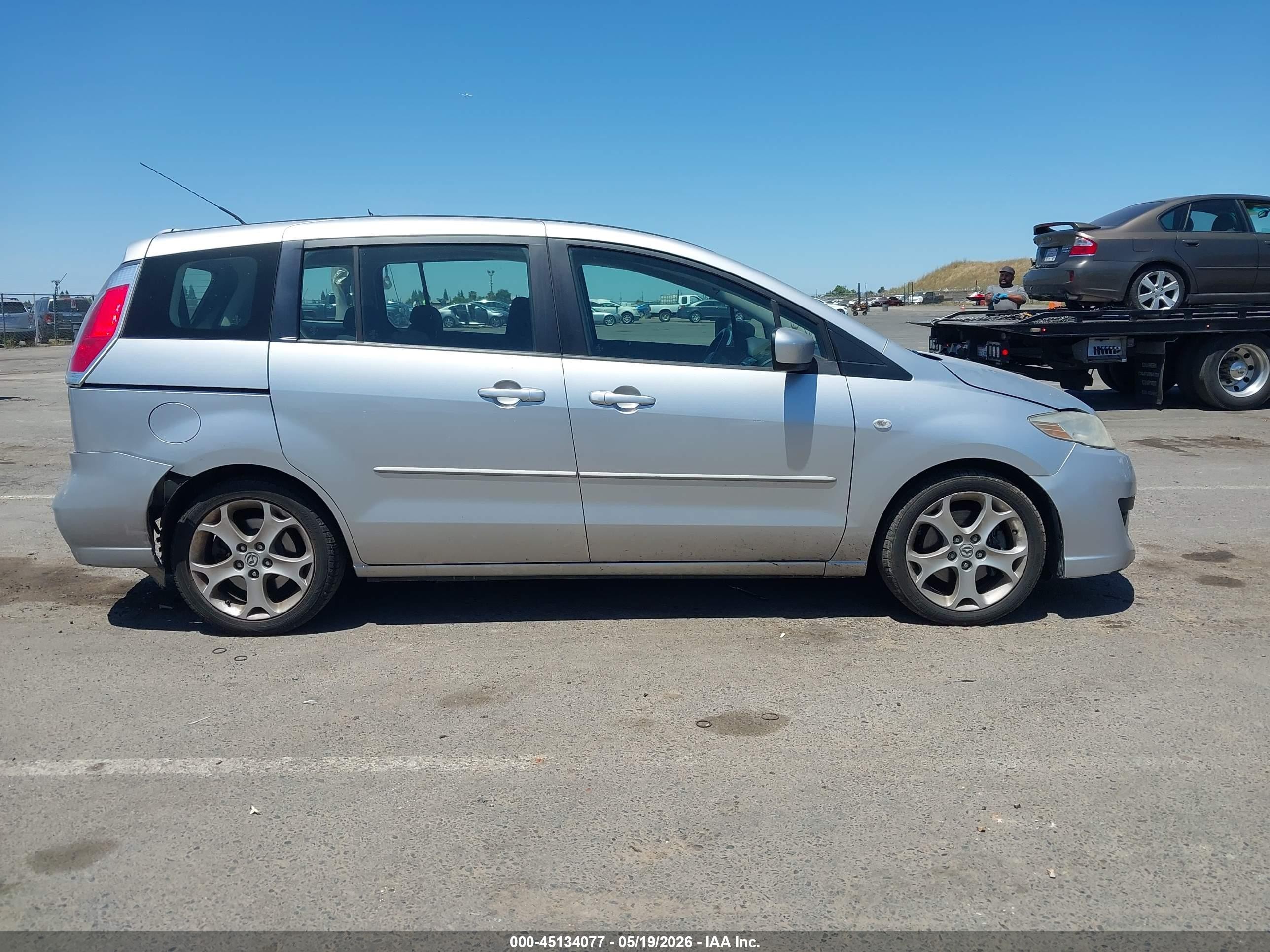 2009 Mazda Mazda5 Sport Gray vin: JM1CR29L990356617