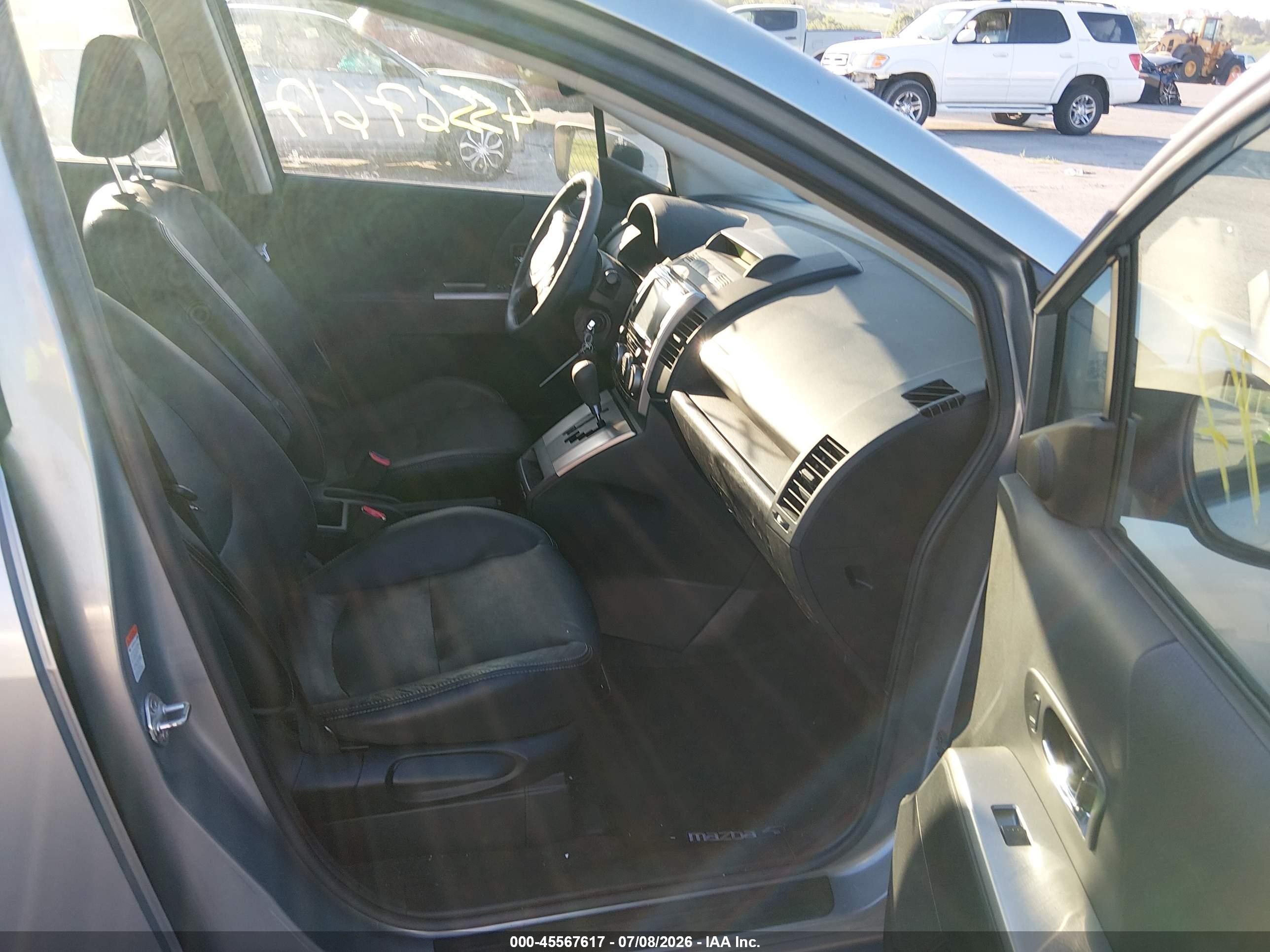 2010 Mazda Mazda5 Grand Touring Silver vin: JM1CR2W31A0384467