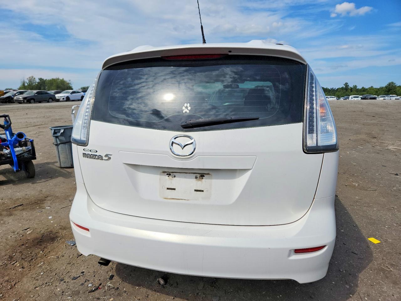 2010 Mazda 5 Белый vin: JM1CR2W33A0373387