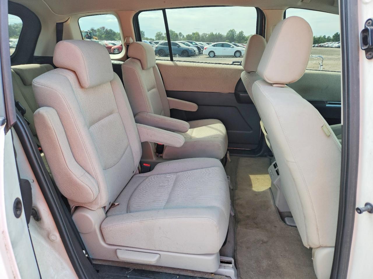 2010 Mazda 5 Белый vin: JM1CR2W33A0373387