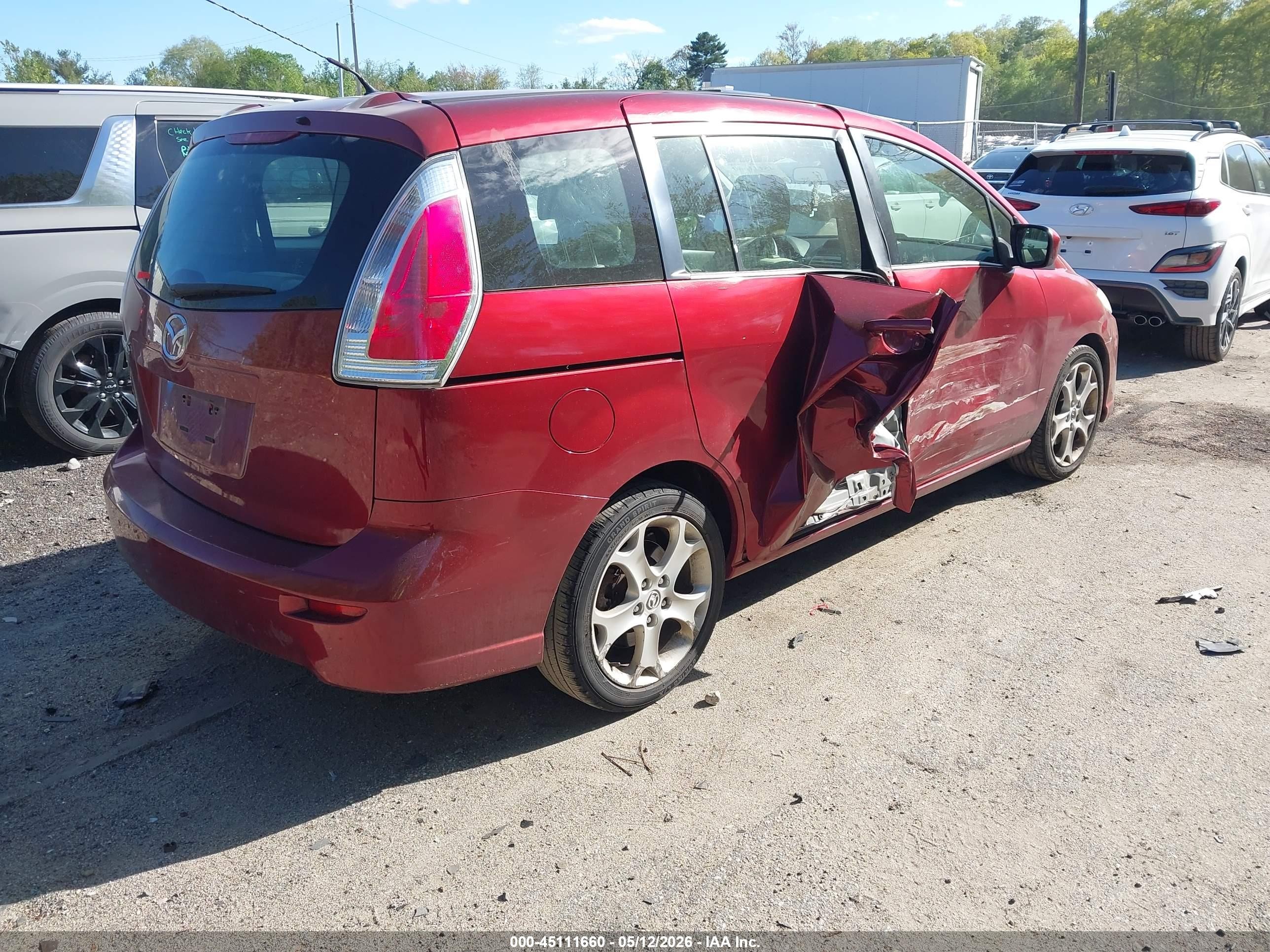 2010 Mazda Mazda5 Sport Red vin: JM1CR2W33A0388701