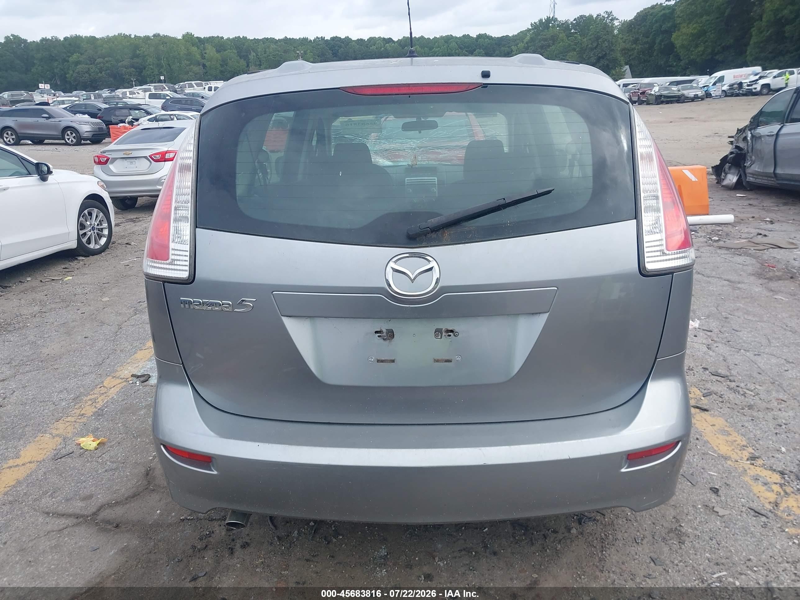 2010 Mazda Mazda5 Sport Silver vin: JM1CR2W36A0366059