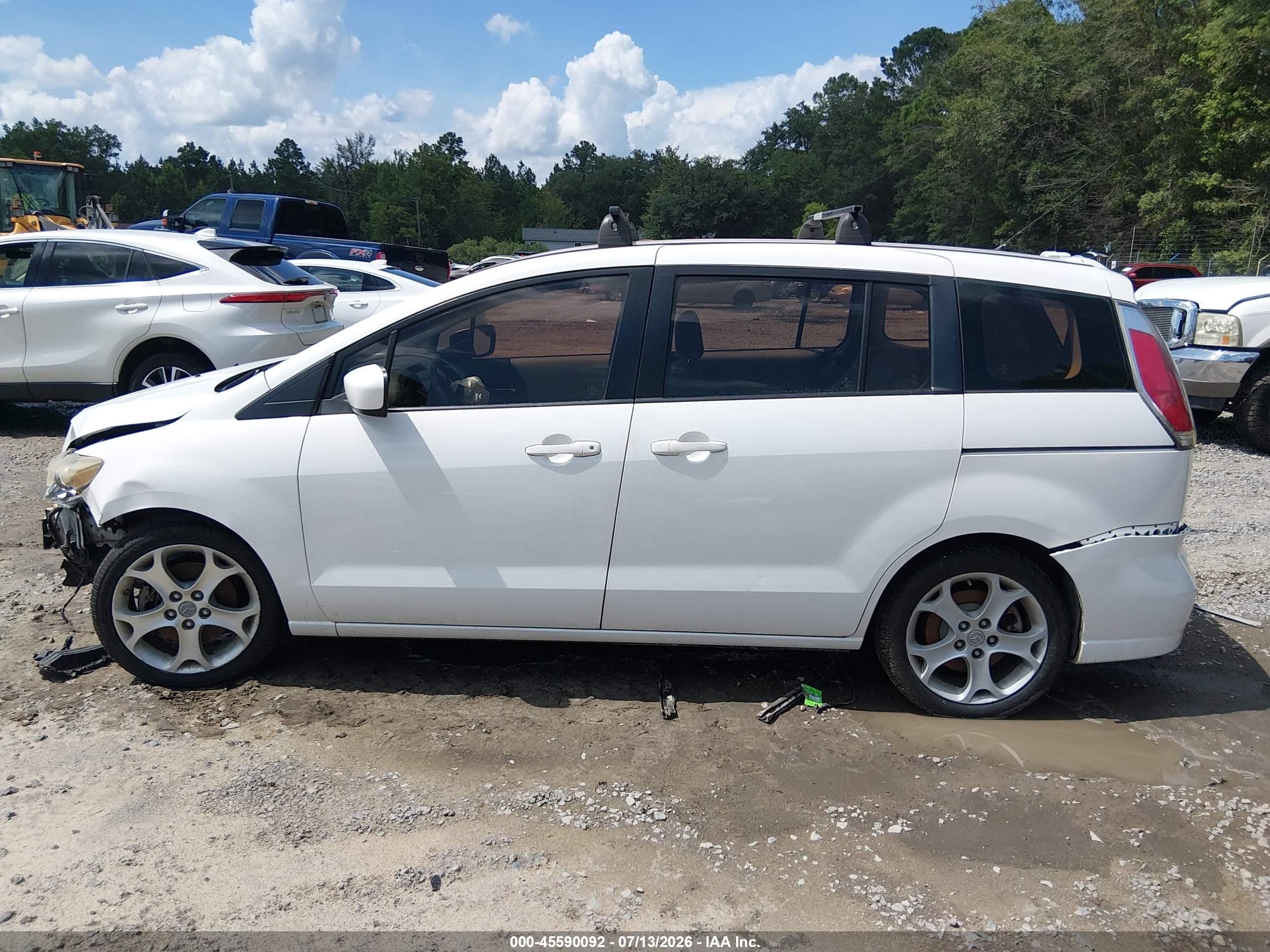 2010 Mazda Mazda5 Sport White vin: JM1CR2W39A0361938