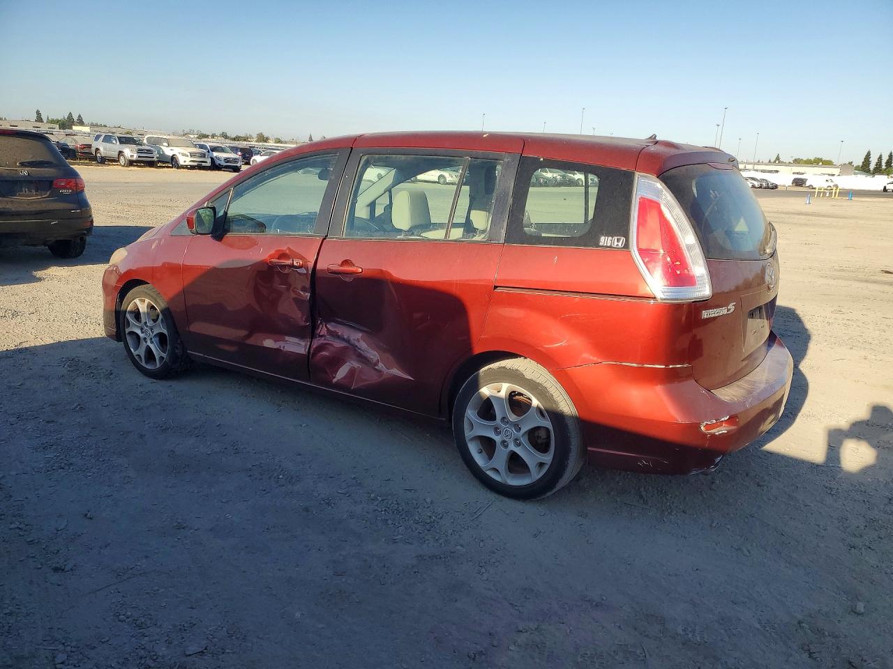 2010 Mazda 5 Red vin: JM1CR2WL5A0387923