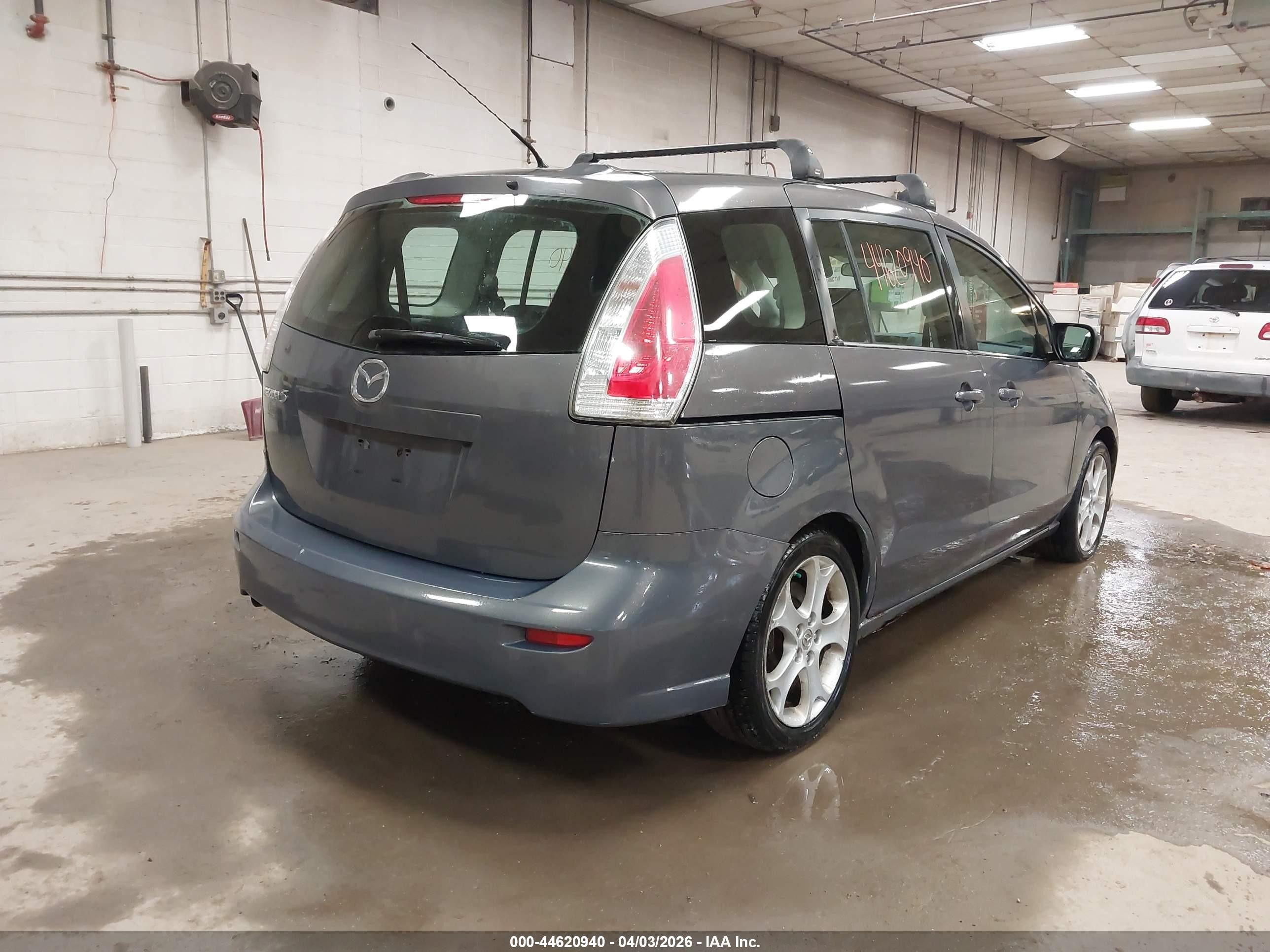 2010 Mazda Mazda5 Sport Gray vin: JM1CR2WL6A0385808