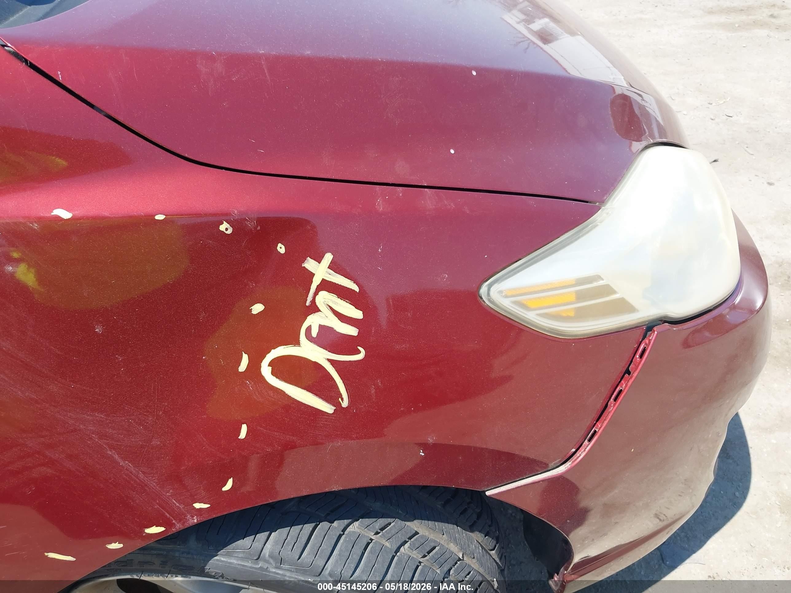 2010 Mazda Mazda5 Sport Red vin: JM1CR2WLXA0377405