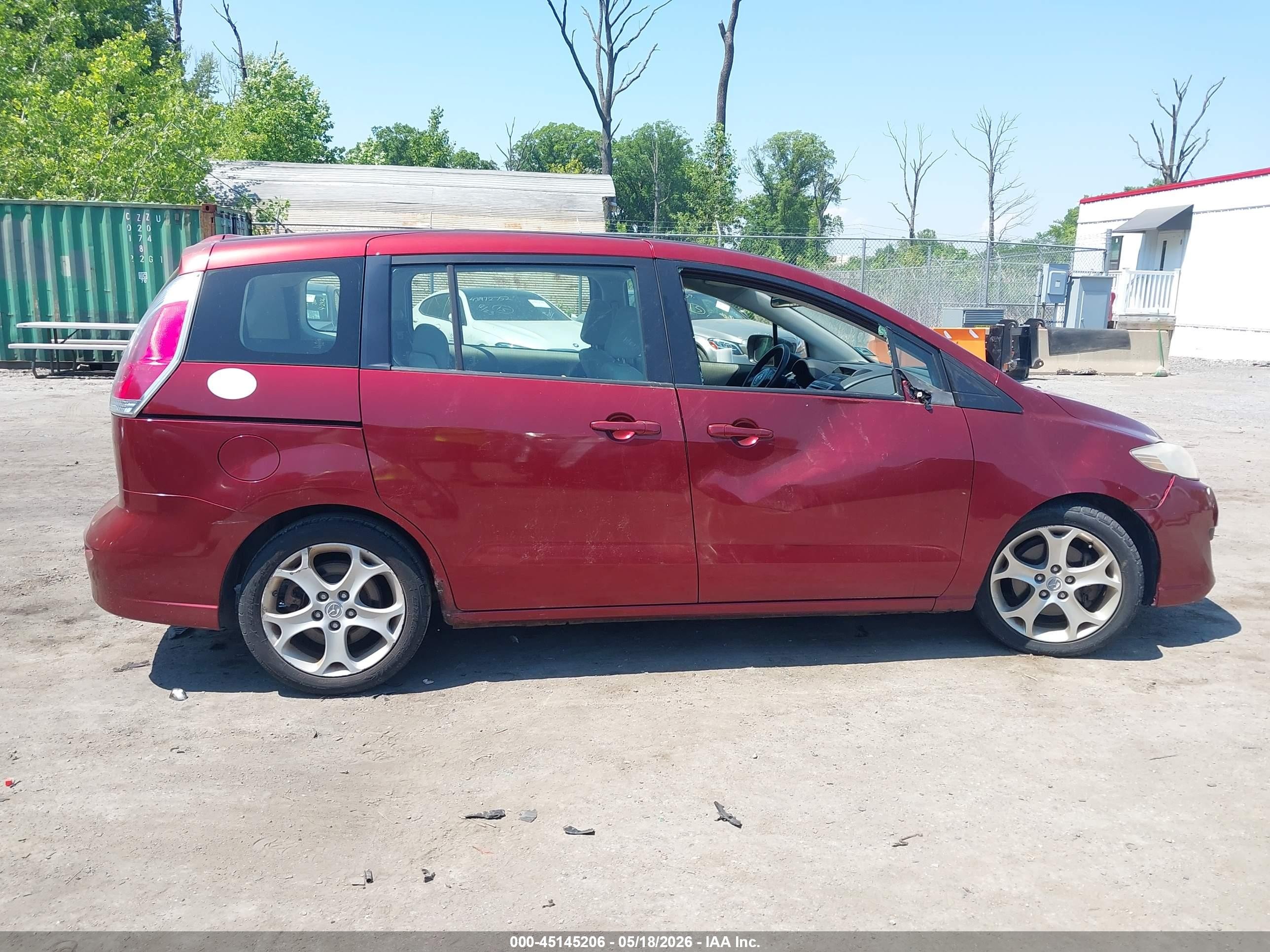 2010 Mazda Mazda5 Sport Red vin: JM1CR2WLXA0377405