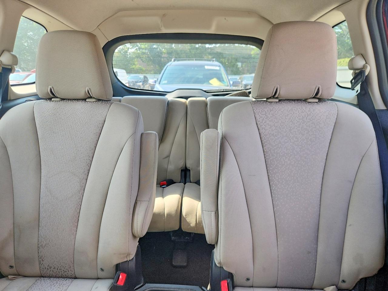 2012 Mazda 5 Red vin: JM1CW2BL0C0119654