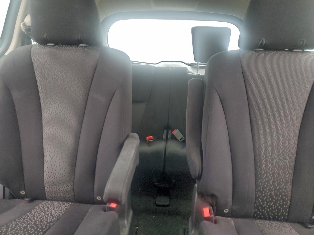 2012 Mazda 5 Silver vin: JM1CW2BL0C0134378