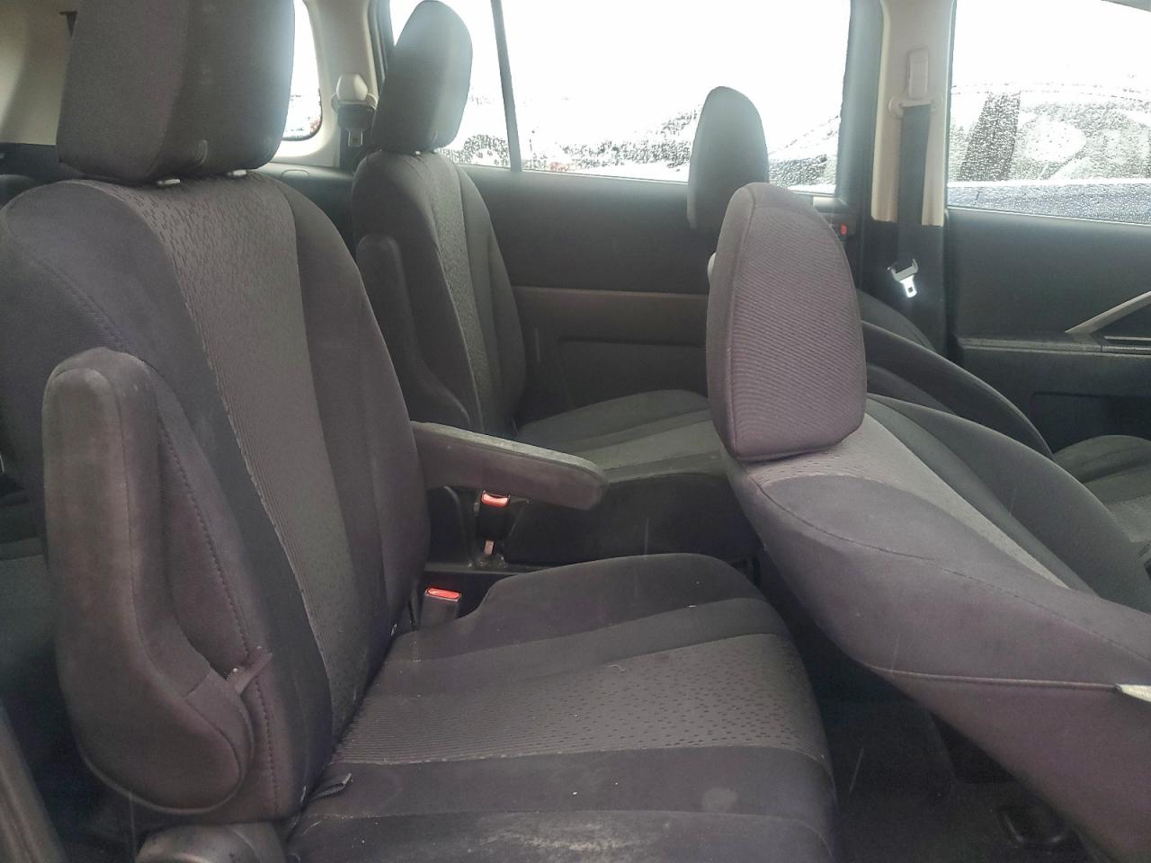 2012 Mazda 5 Silver vin: JM1CW2BL0C0134378