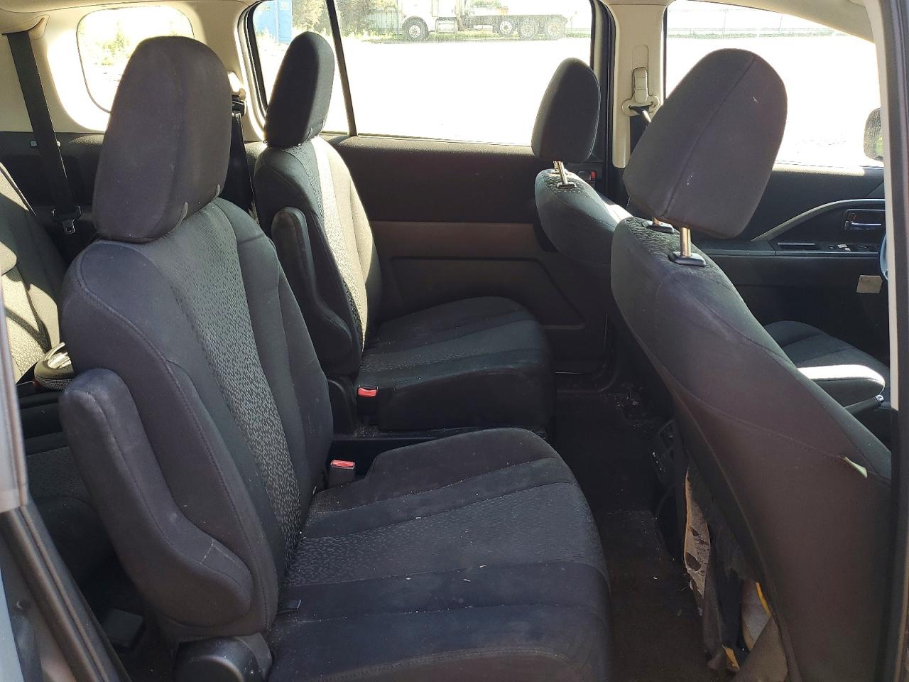 2012 Mazda 5 Silver vin: JM1CW2BL1C0106850