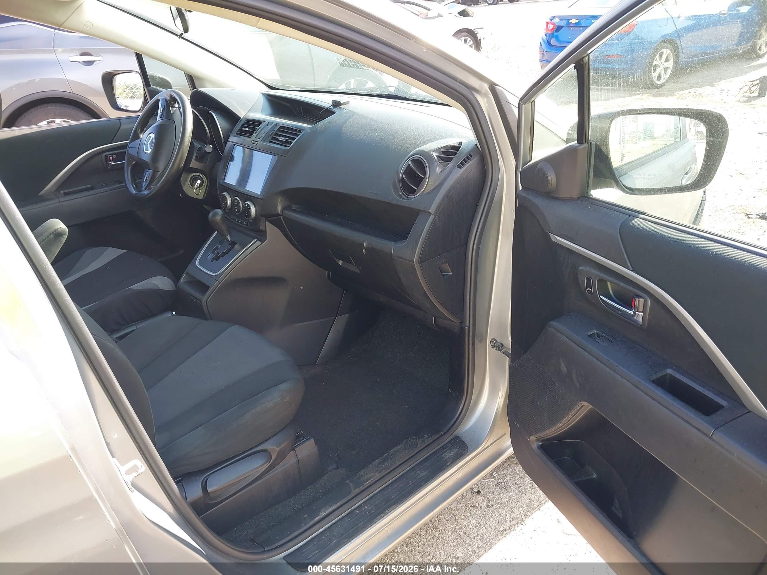 2013 Mazda Mazda5 Sport Silver vin: JM1CW2BL1D0147996