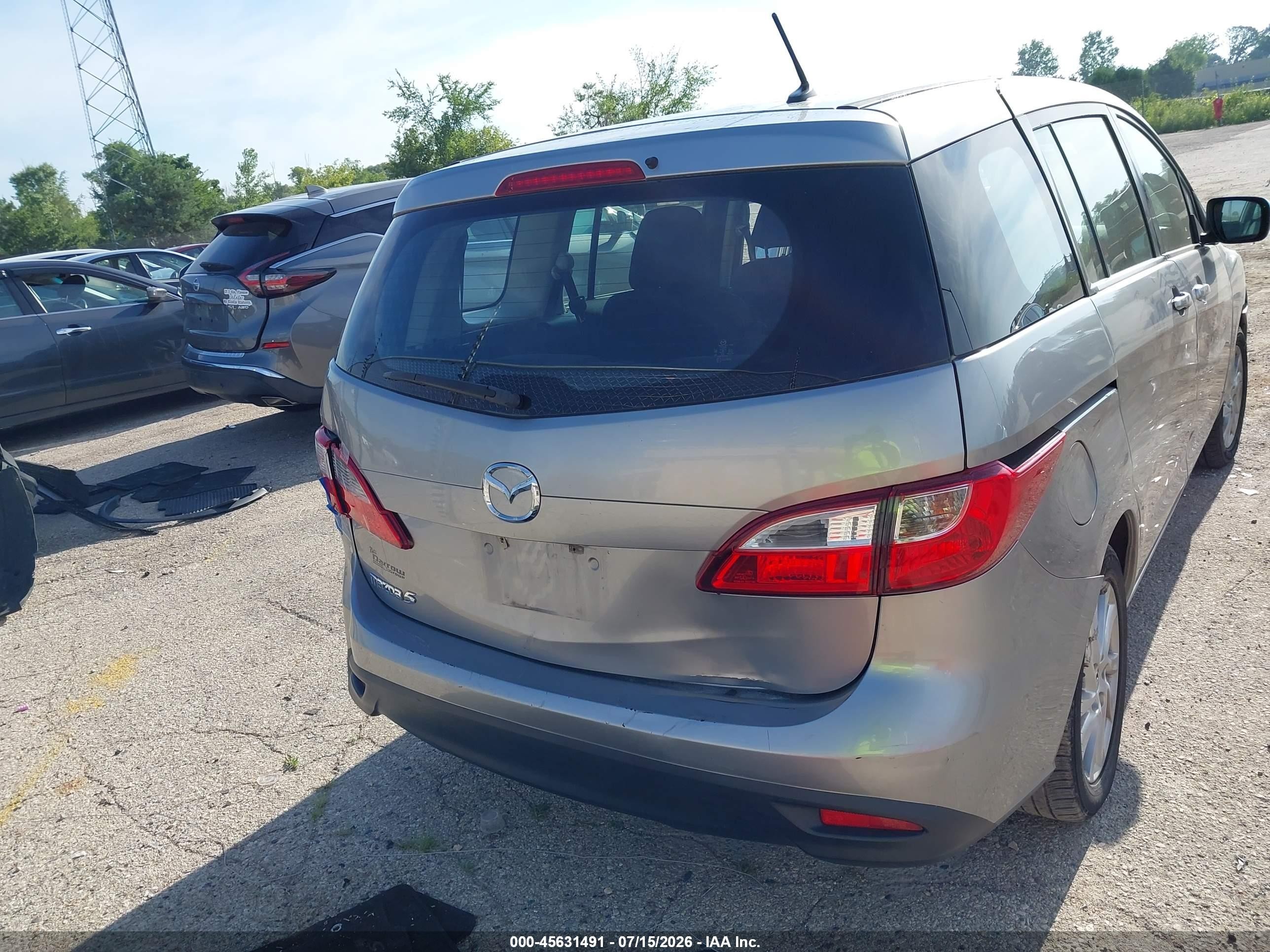 2013 Mazda Mazda5 Sport Silver vin: JM1CW2BL1D0147996