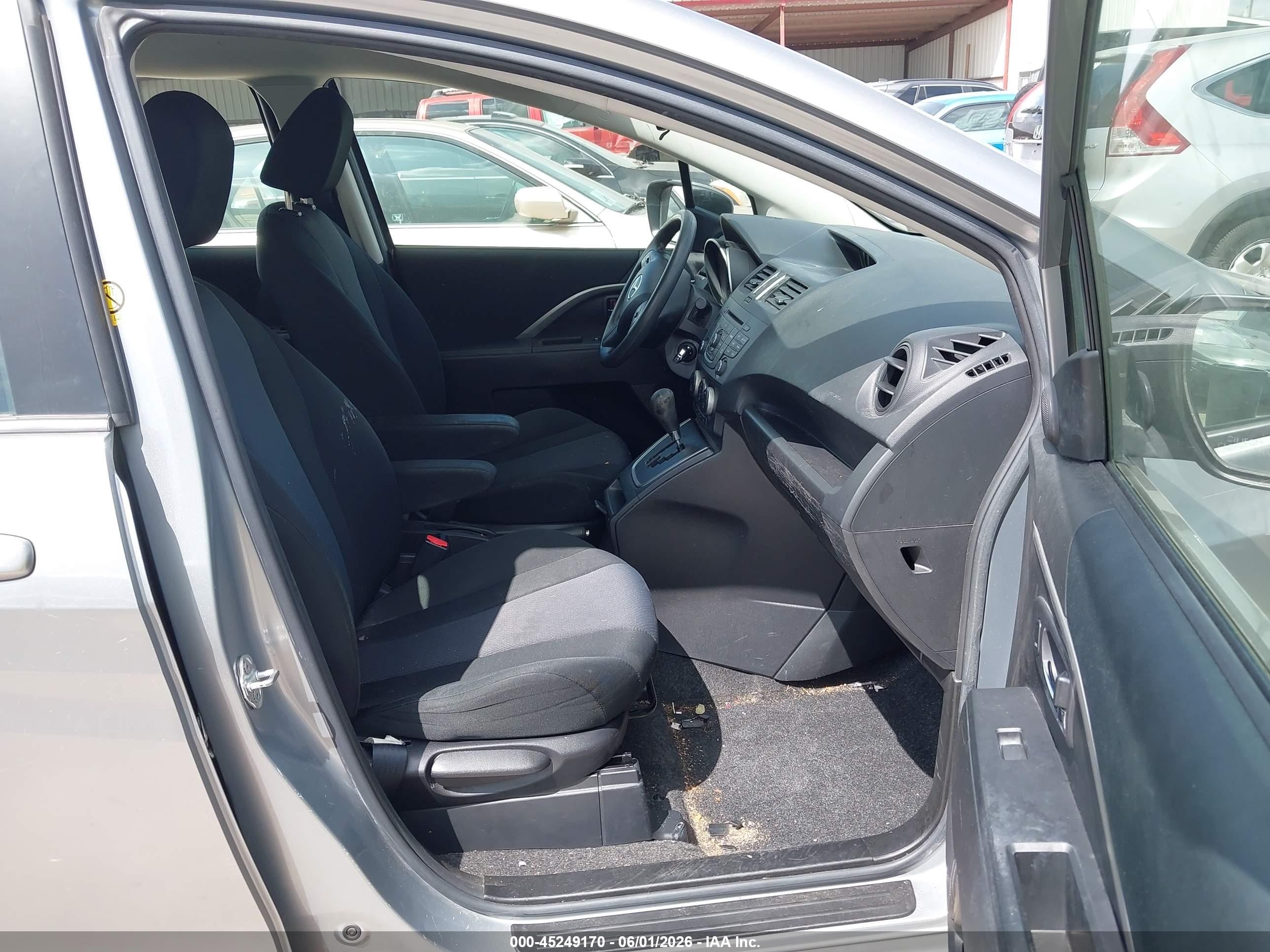 2013 Mazda Mazda5 Sport Silver vin: JM1CW2BL1D0155371