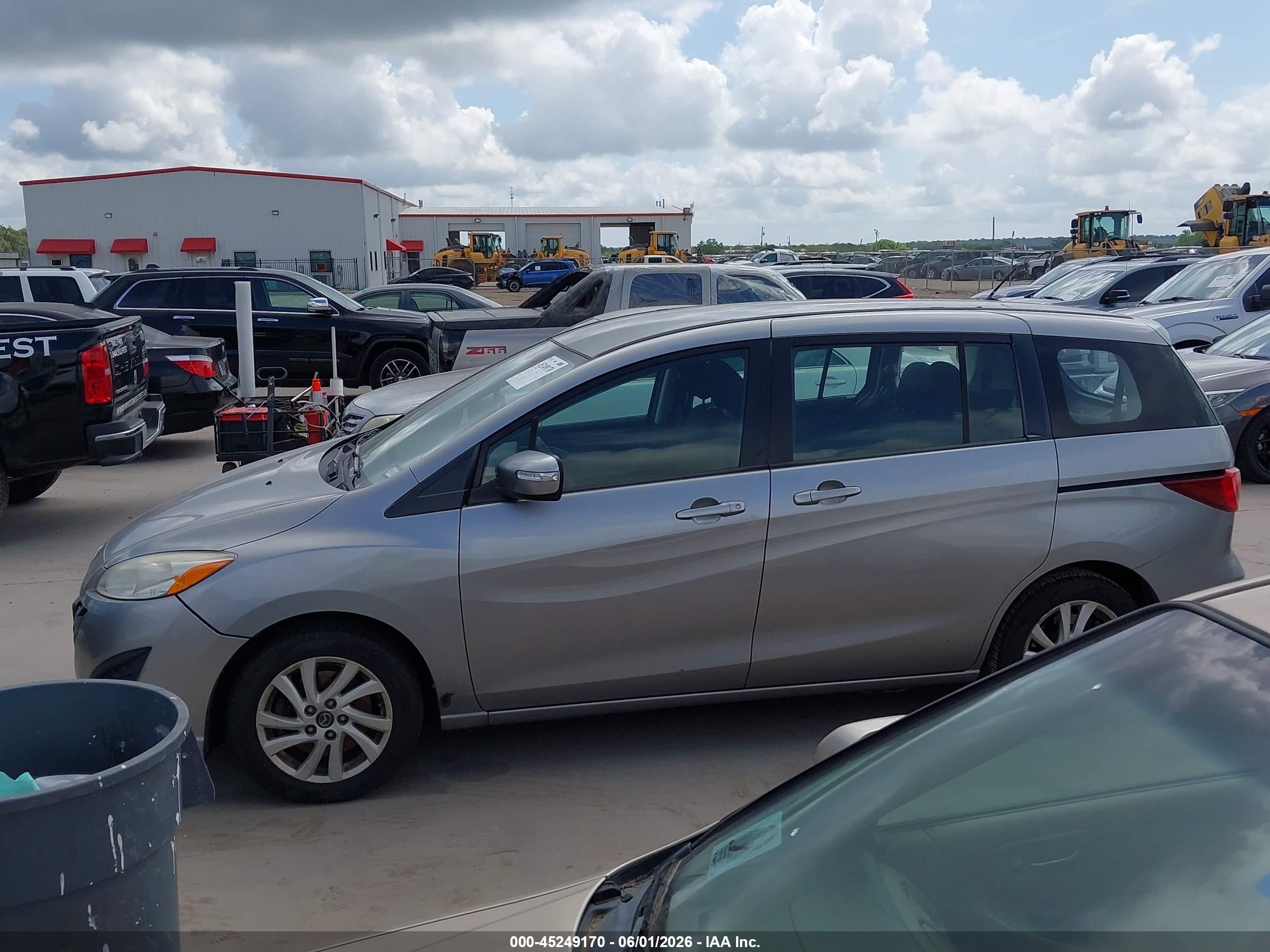 2013 Mazda Mazda5 Sport Silver vin: JM1CW2BL1D0155371