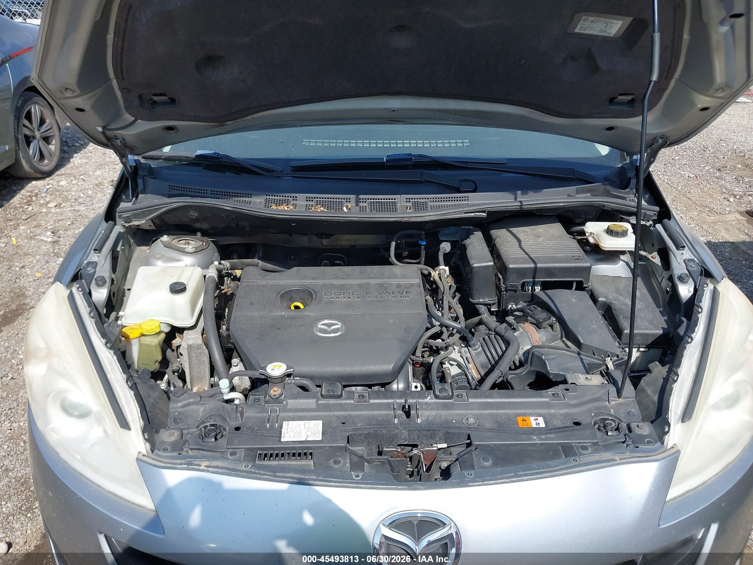 2012 Mazda Mazda5 Sport Silver vin: JM1CW2BL2C0102449