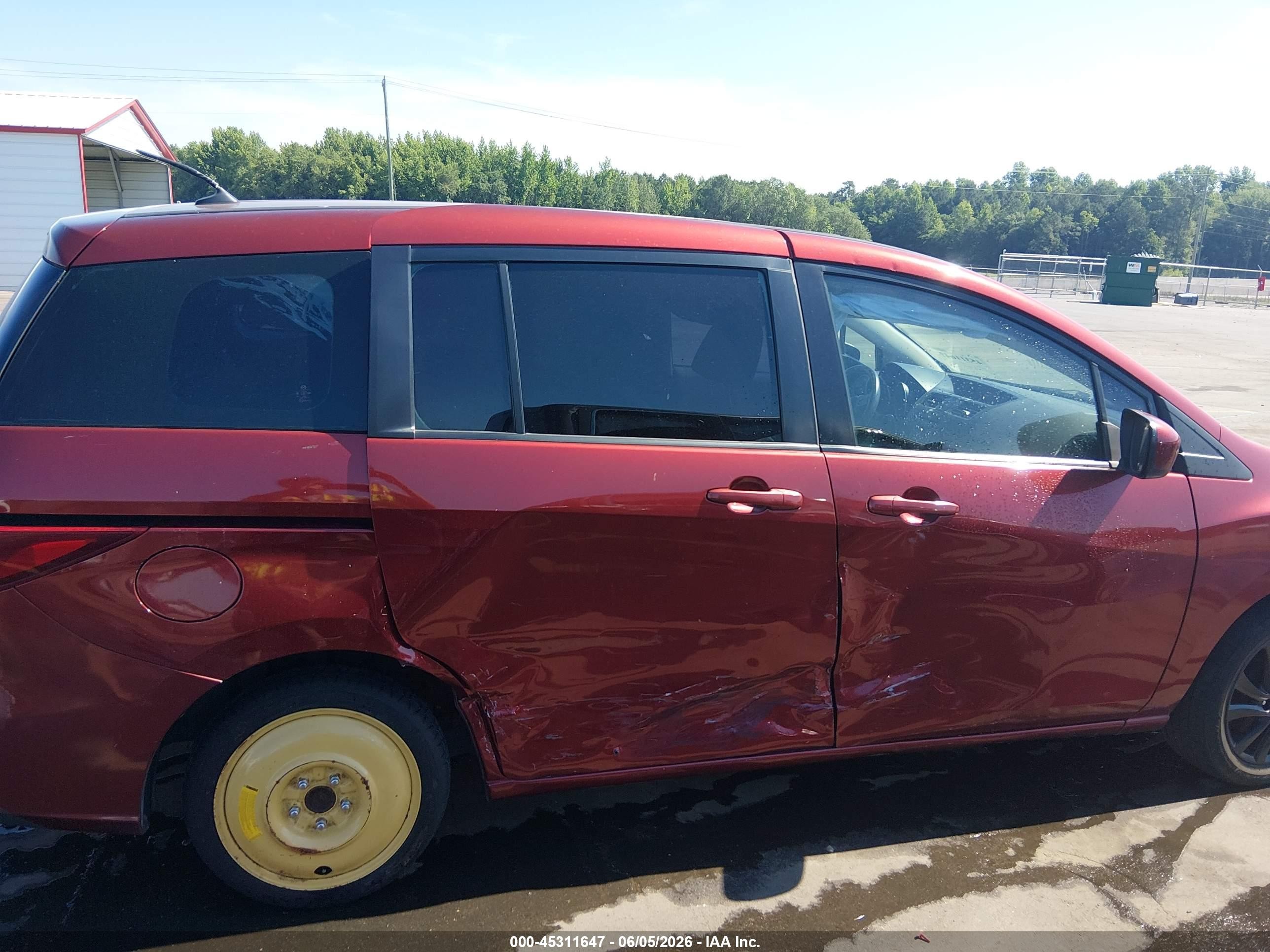 2012 Mazda Mazda5 Sport Red vin: JM1CW2BL2C0110096