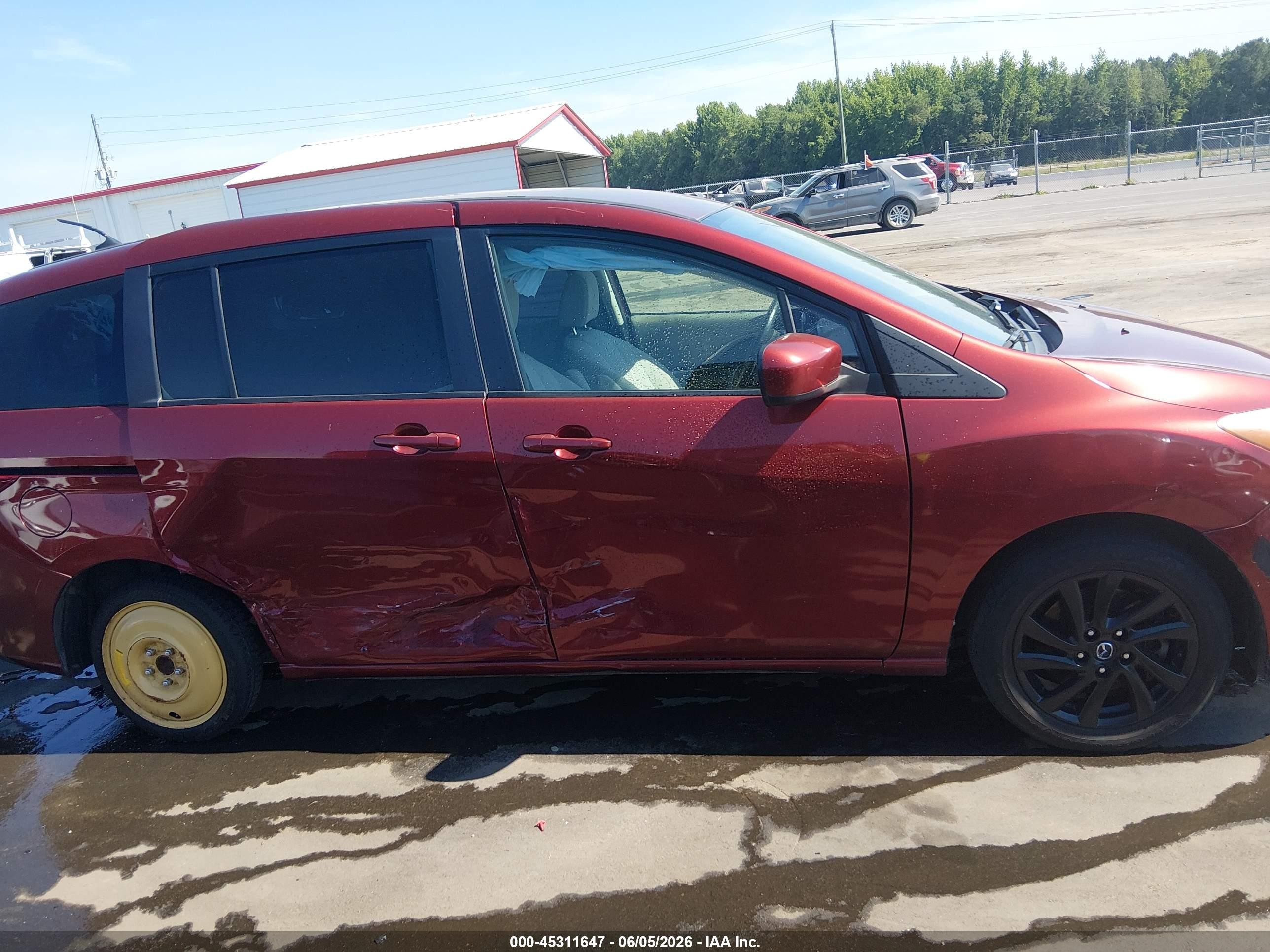 2012 Mazda Mazda5 Sport Red vin: JM1CW2BL2C0110096