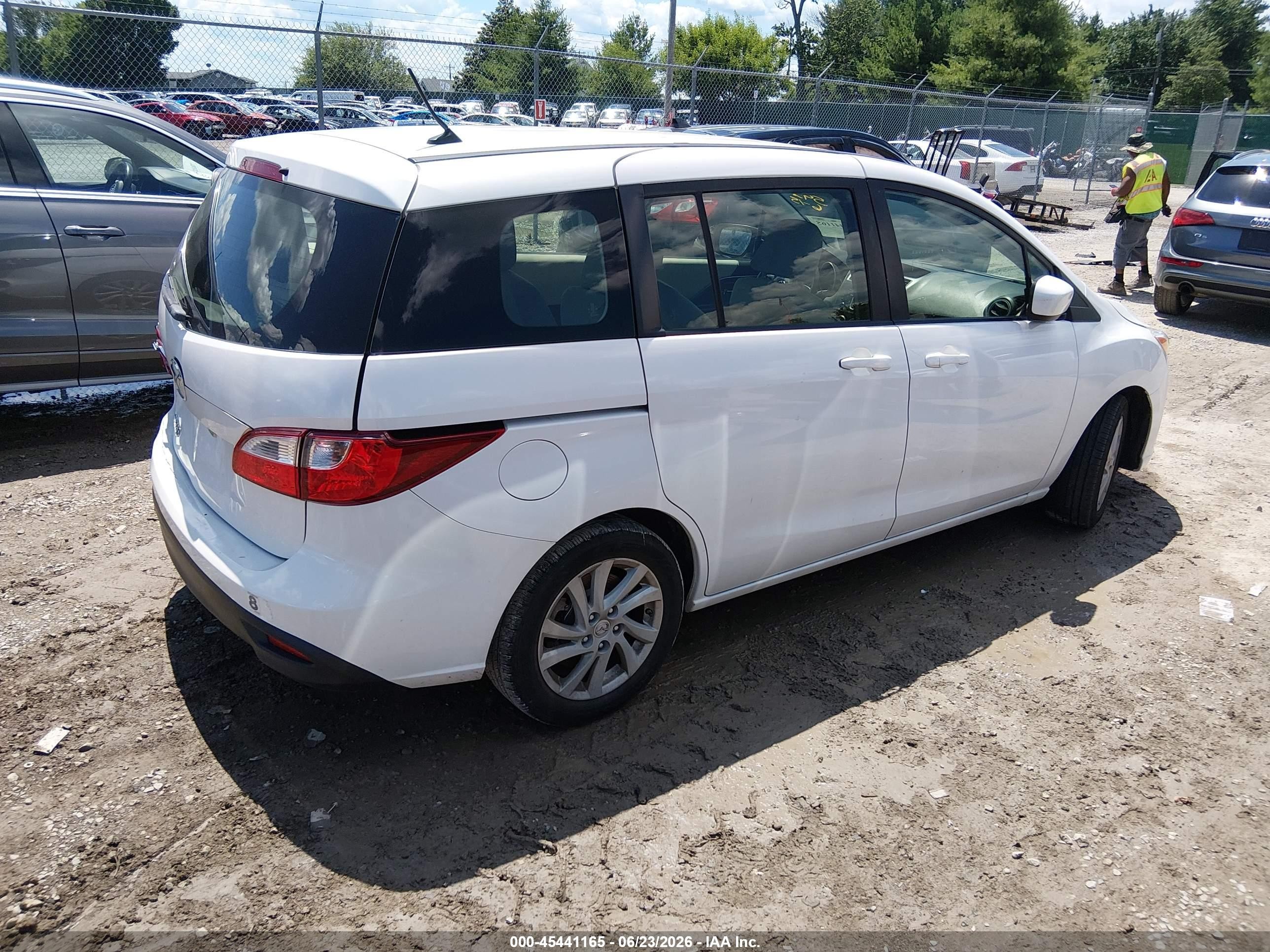 2012 Mazda Mazda5 Sport White vin: JM1CW2BL2C0115931