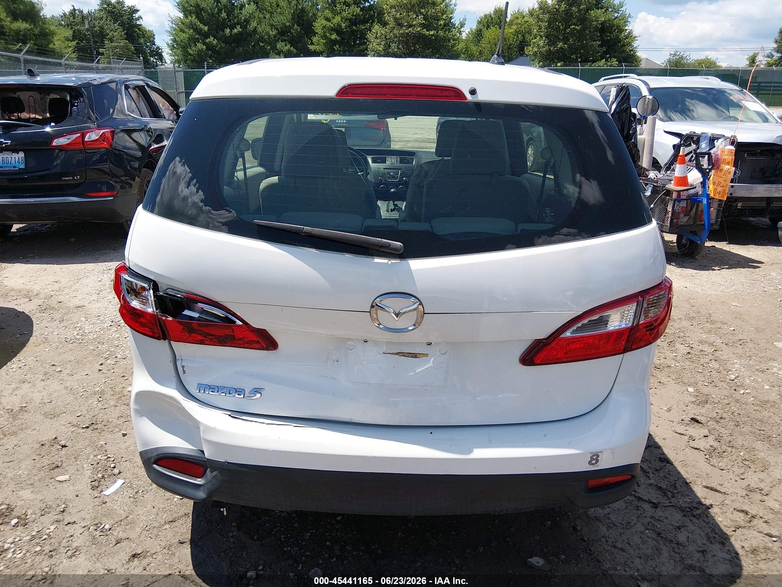 2012 Mazda Mazda5 Sport White vin: JM1CW2BL2C0115931