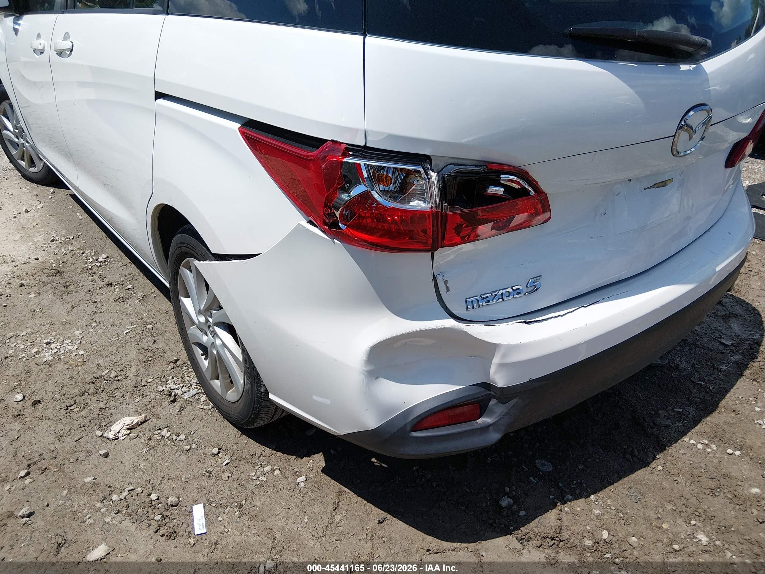 2012 Mazda Mazda5 Sport White vin: JM1CW2BL2C0115931