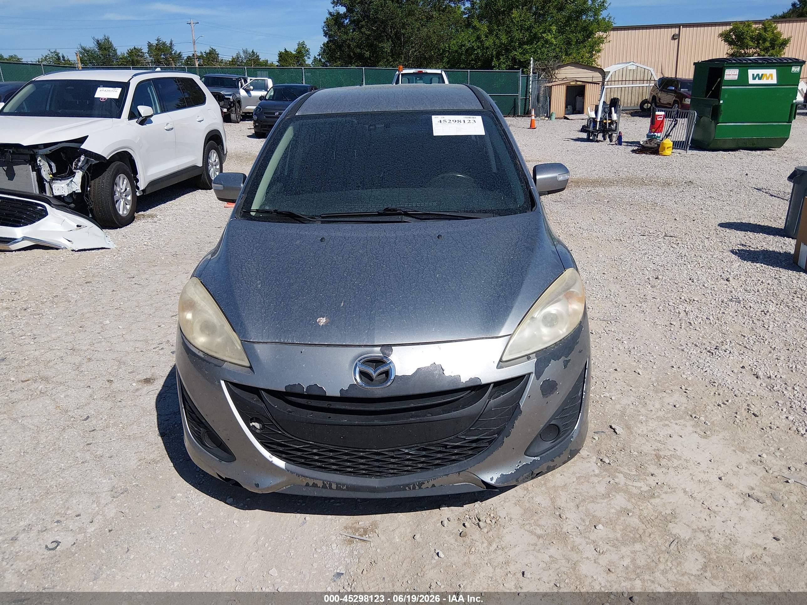 2013 Mazda Mazda5 Sport Silver vin: JM1CW2BL2D0146310