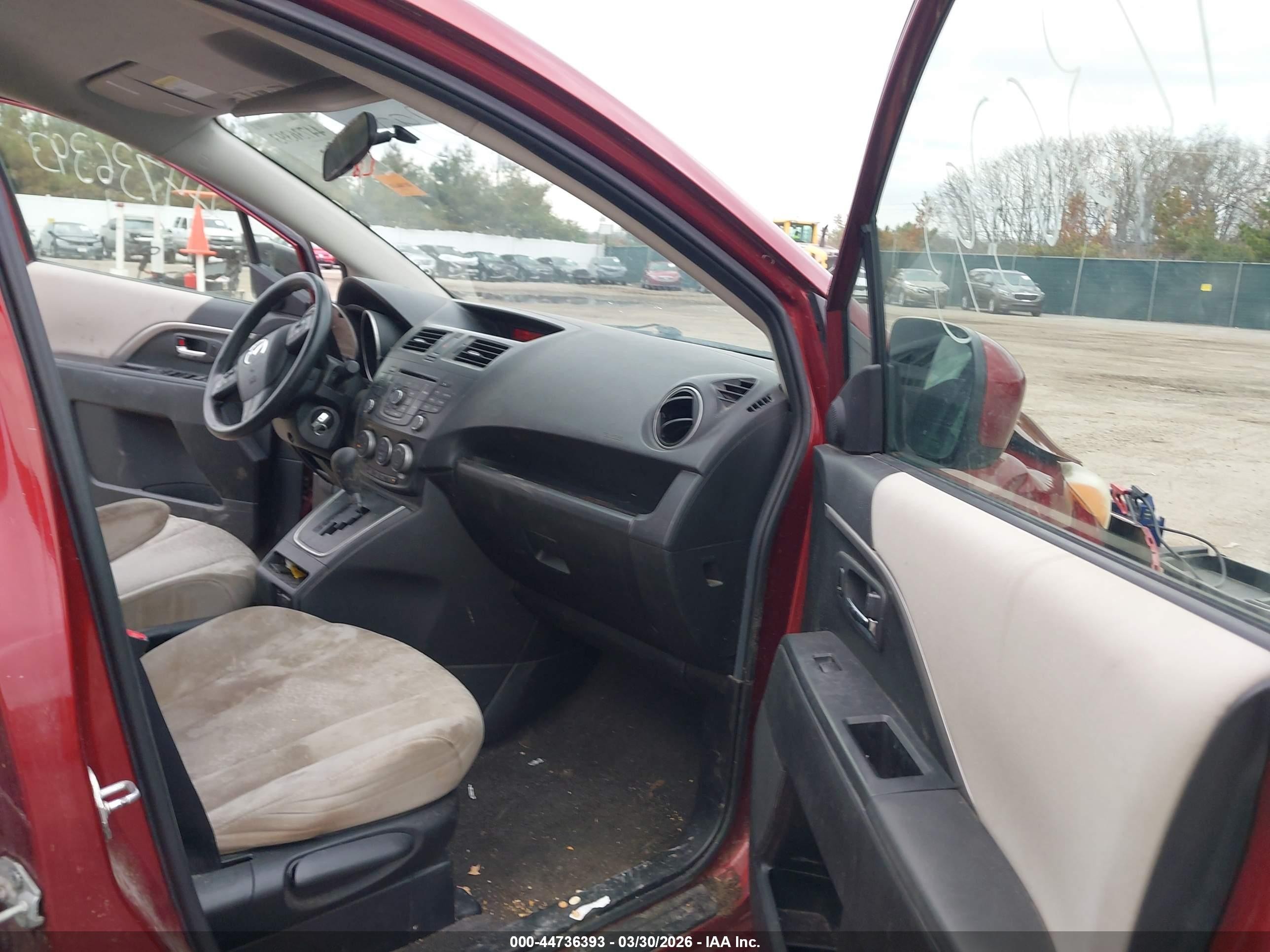 2012 Mazda Mazda5 Sport Red vin: JM1CW2BL3C0110673