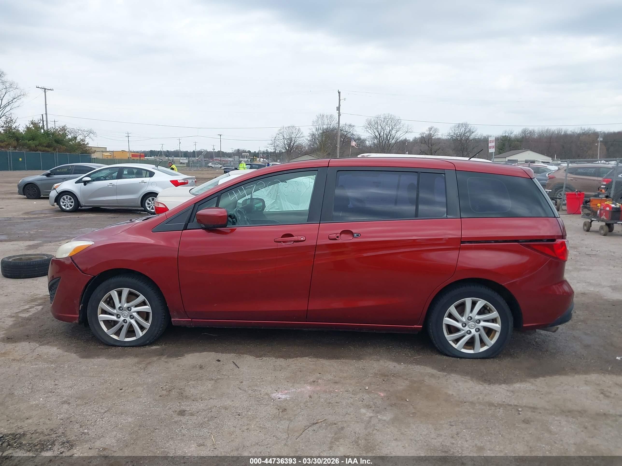 2012 Mazda Mazda5 Sport Red vin: JM1CW2BL3C0110673