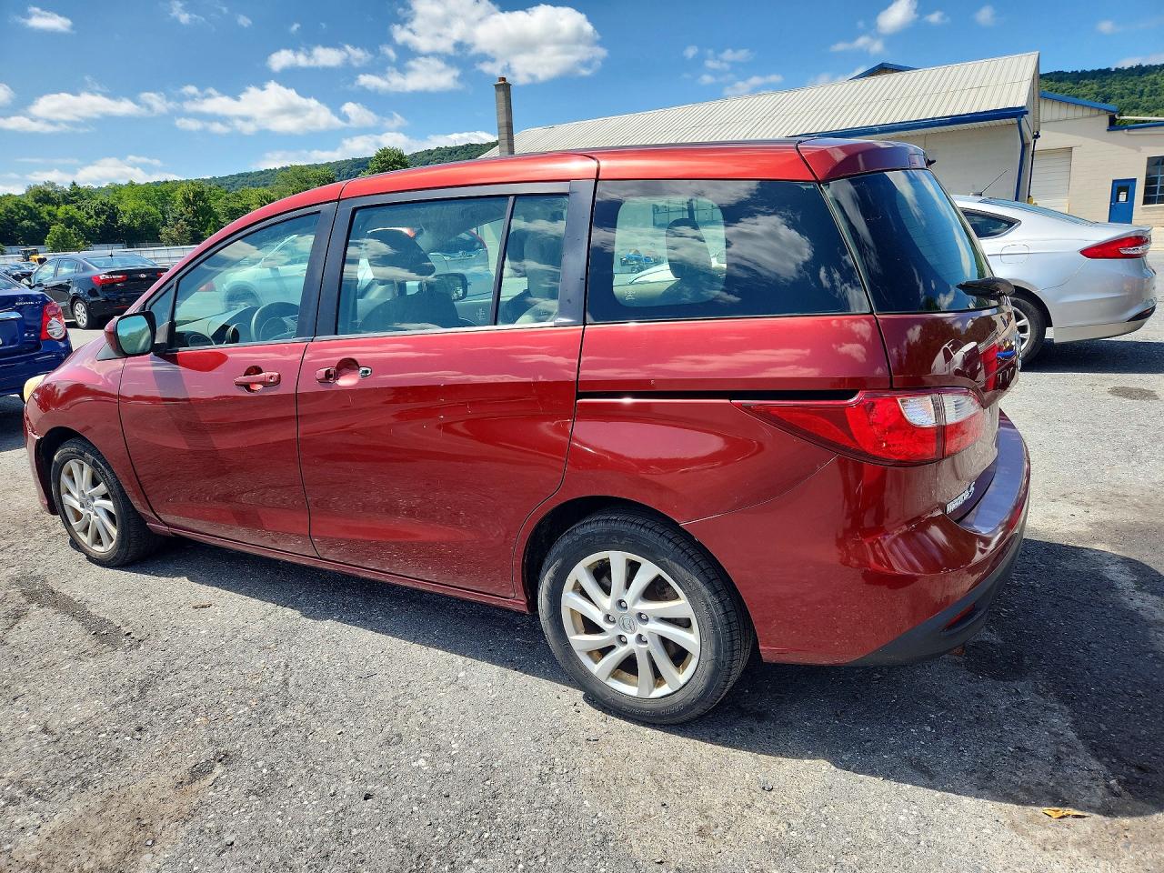 2012 Mazda 5 Burgundy vin: JM1CW2BL3C0112617