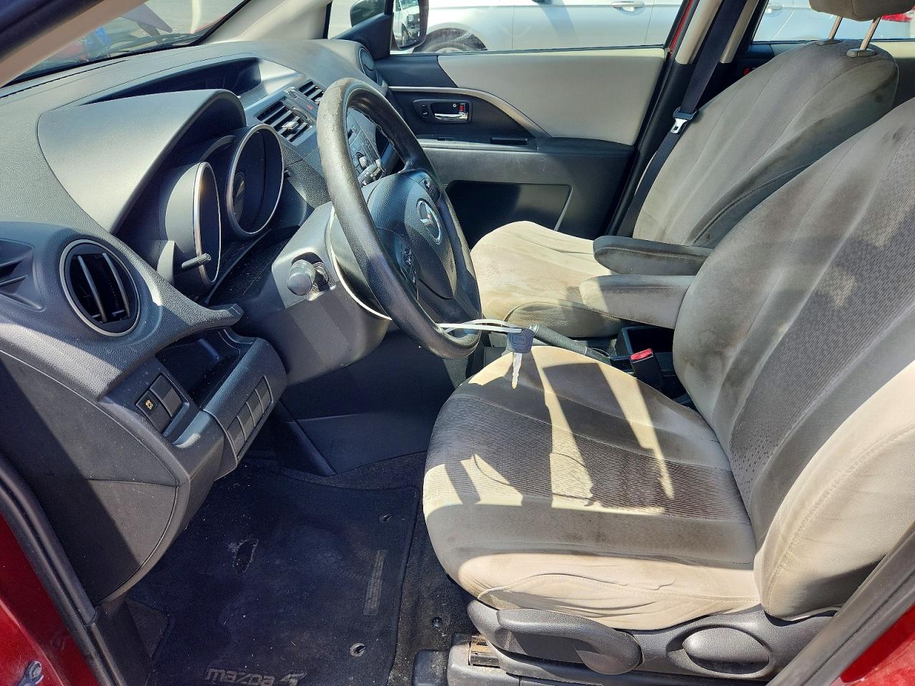 2012 Mazda 5 Burgundy vin: JM1CW2BL3C0112617