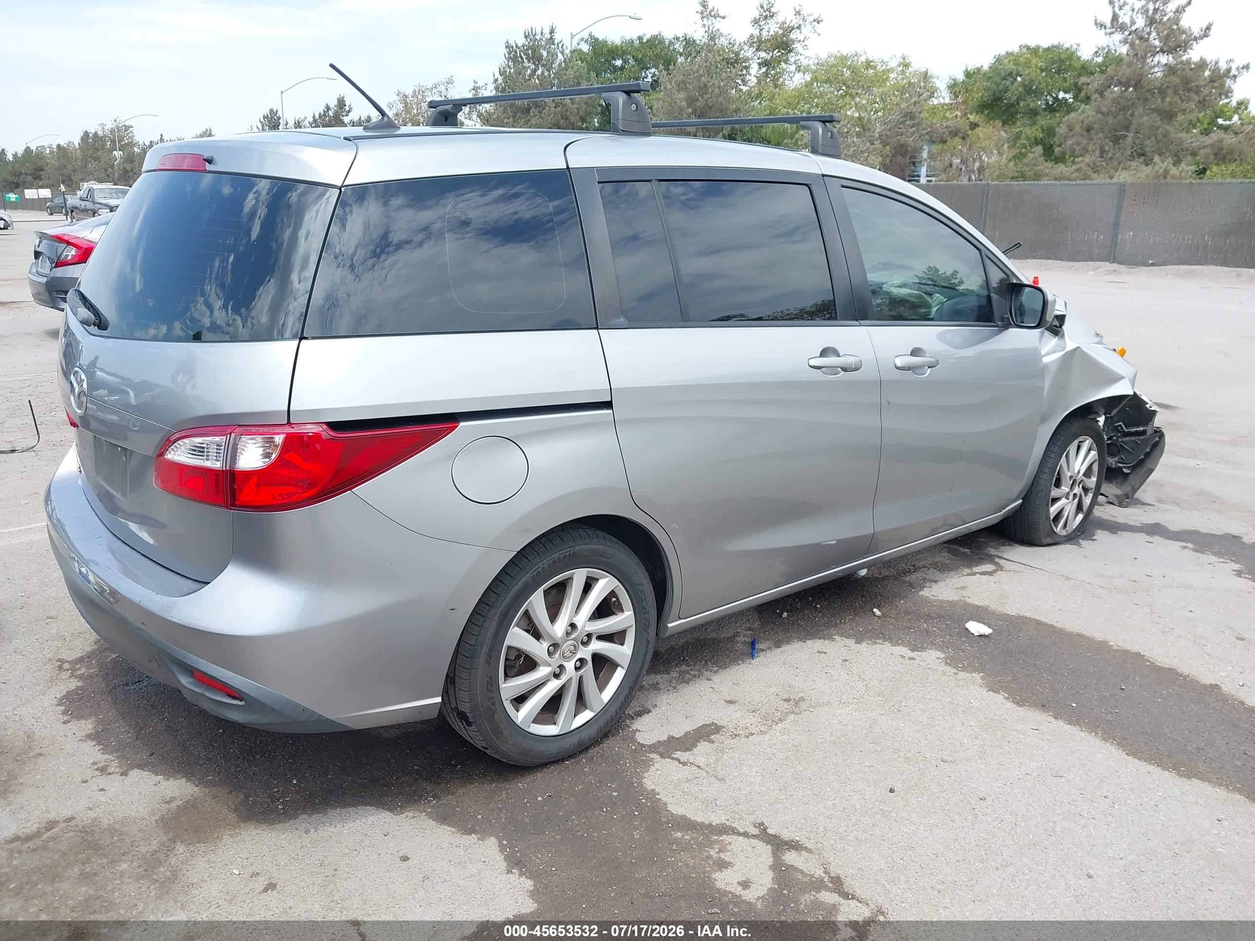 2012 Mazda Mazda5 Sport Серебряный vin: JM1CW2BL4C0125568