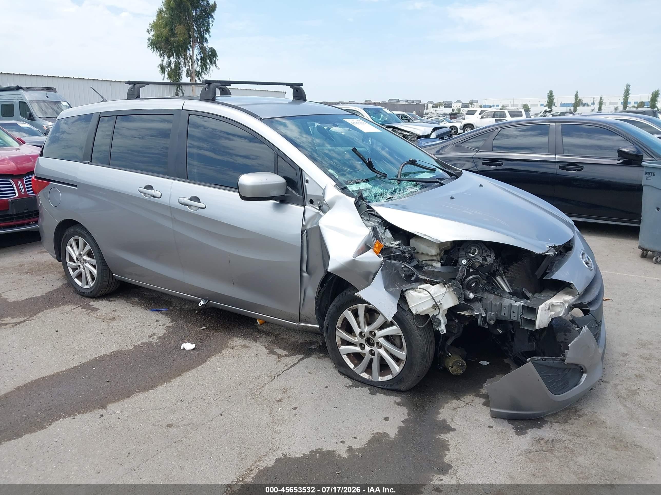 2012 Mazda Mazda5 Sport Серебряный vin: JM1CW2BL4C0125568