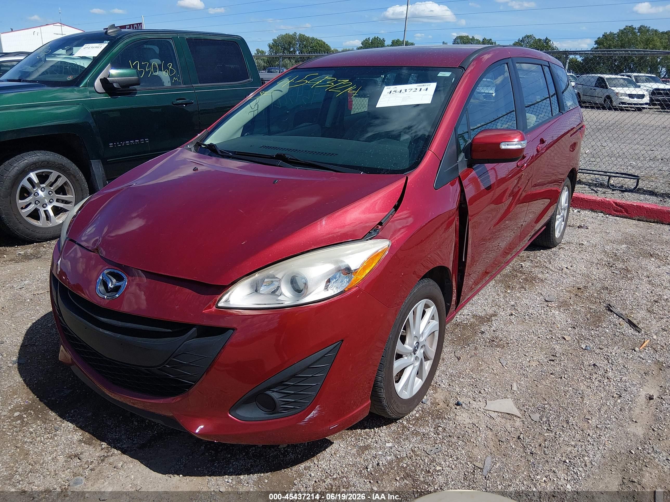 2015 Mazda Mazda5 Sport Red vin: JM1CW2BL4F0182079