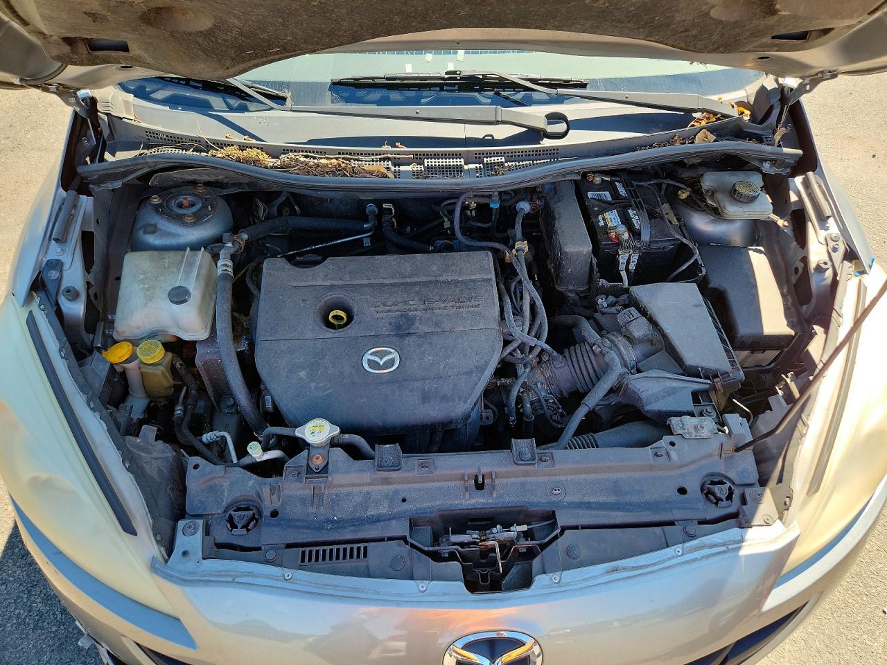 2012 Mazda 5 Silver vin: JM1CW2BL5C0105376