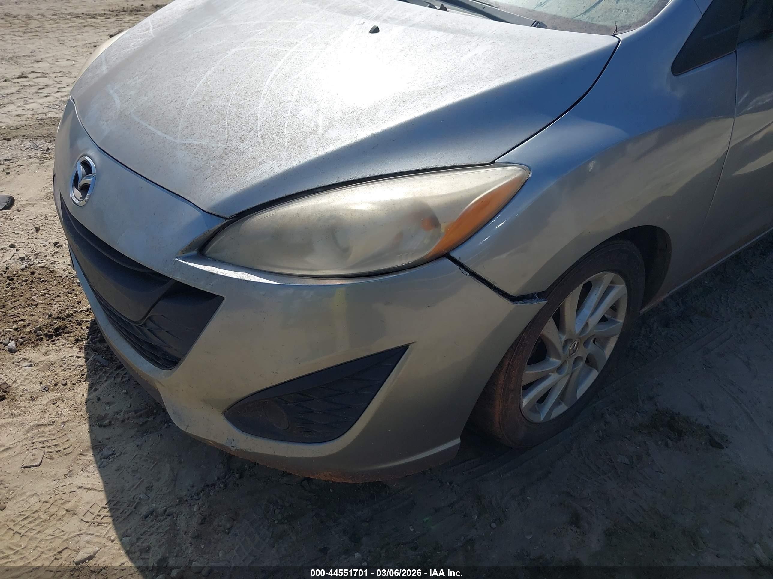 2012 Mazda Mazda5 Sport Silver vin: JM1CW2BL5C0111839