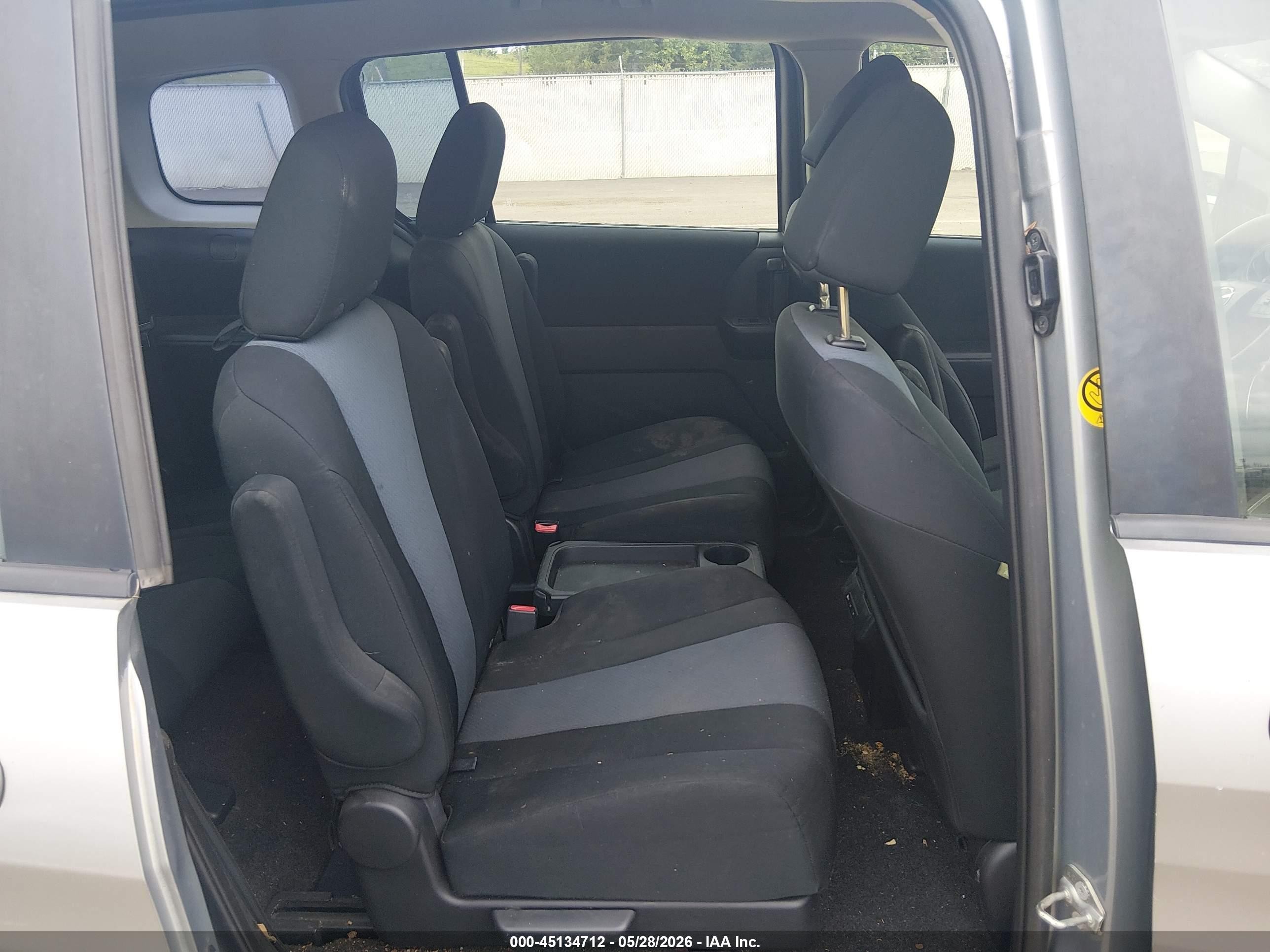 2013 Mazda Mazda5 Sport Gray vin: JM1CW2BL5D0147581