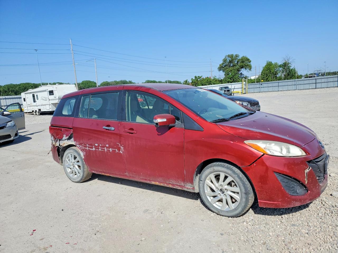 2013 Mazda 5 Red vin: JM1CW2BL5D0153588