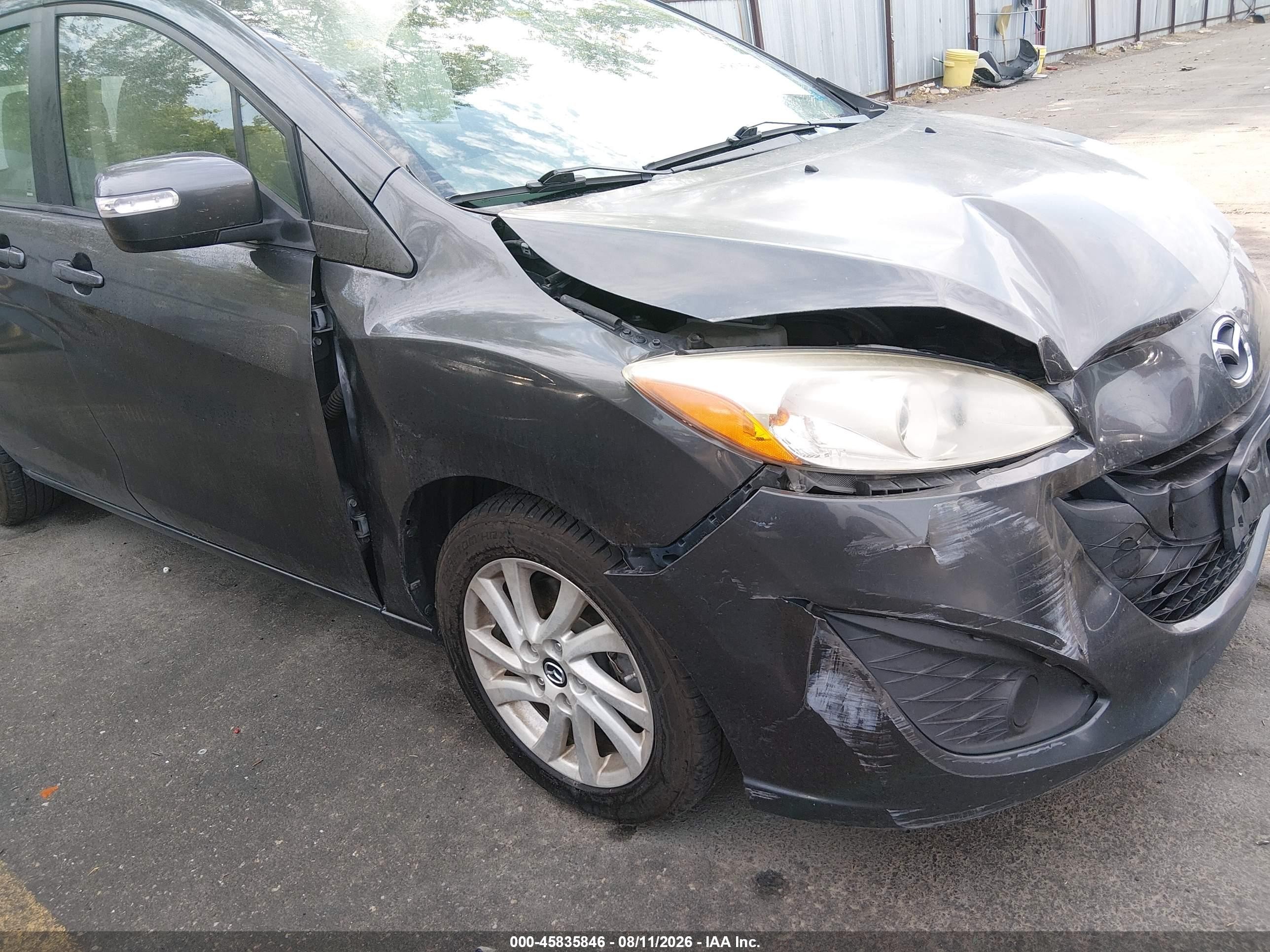 2014 Mazda Mazda5 Sport Gray vin: JM1CW2BL5E0171865