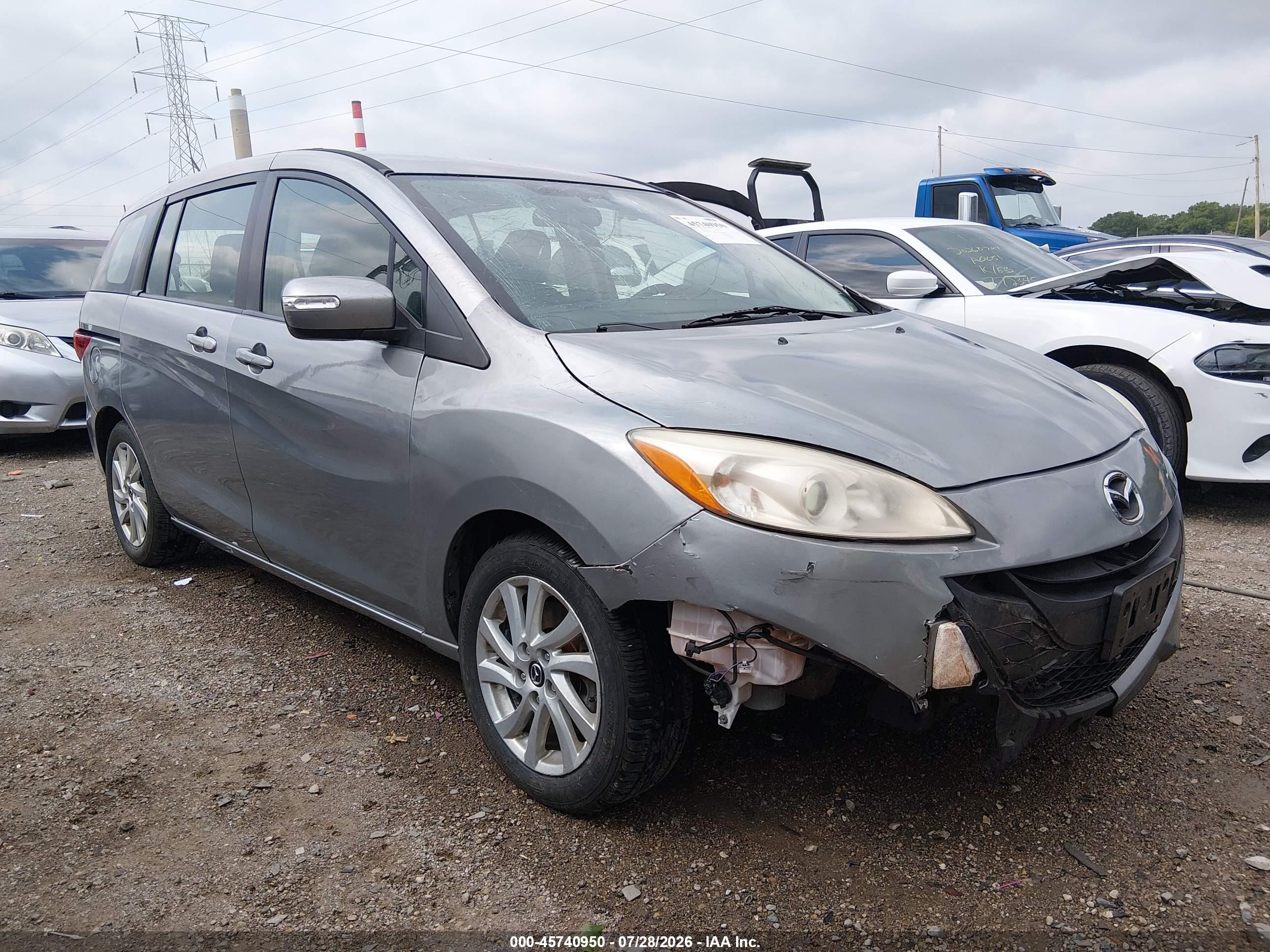2013 Mazda Mazda5 Sport Silver vin: JM1CW2BL6D0146679