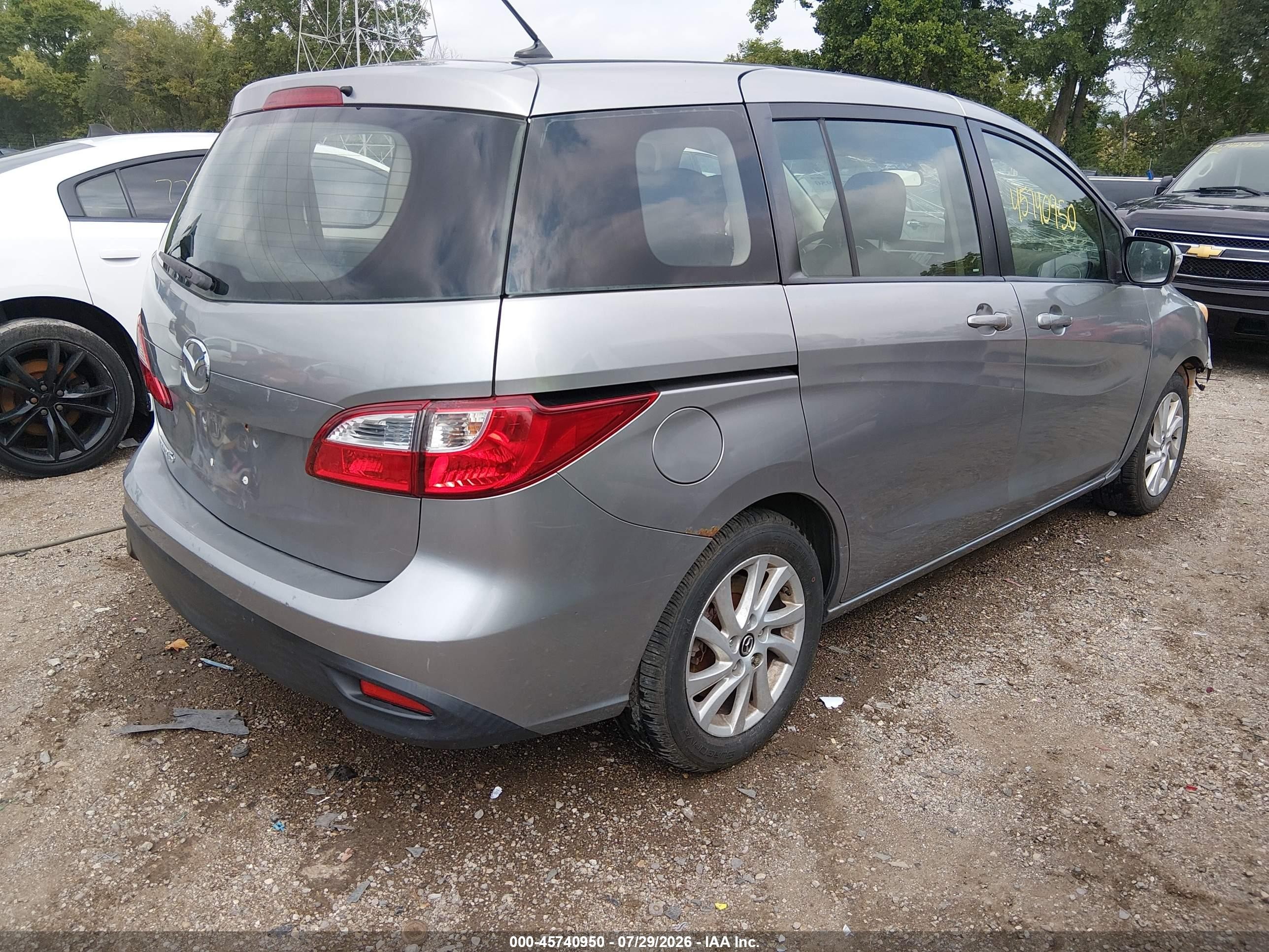 2013 Mazda Mazda5 Sport Silver vin: JM1CW2BL6D0146679